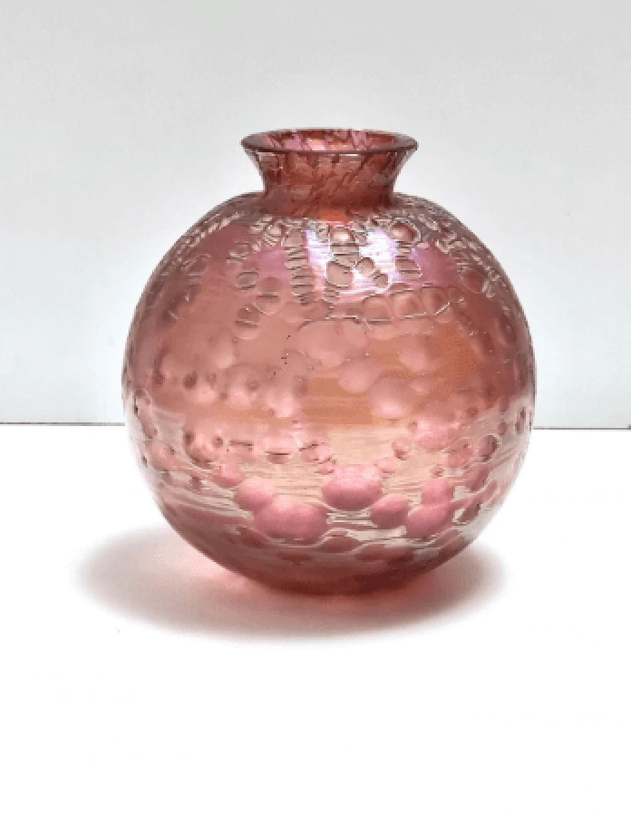 Vaso Diaspora in vetro rosa iridescente di Loetz Glass, anni '20 4