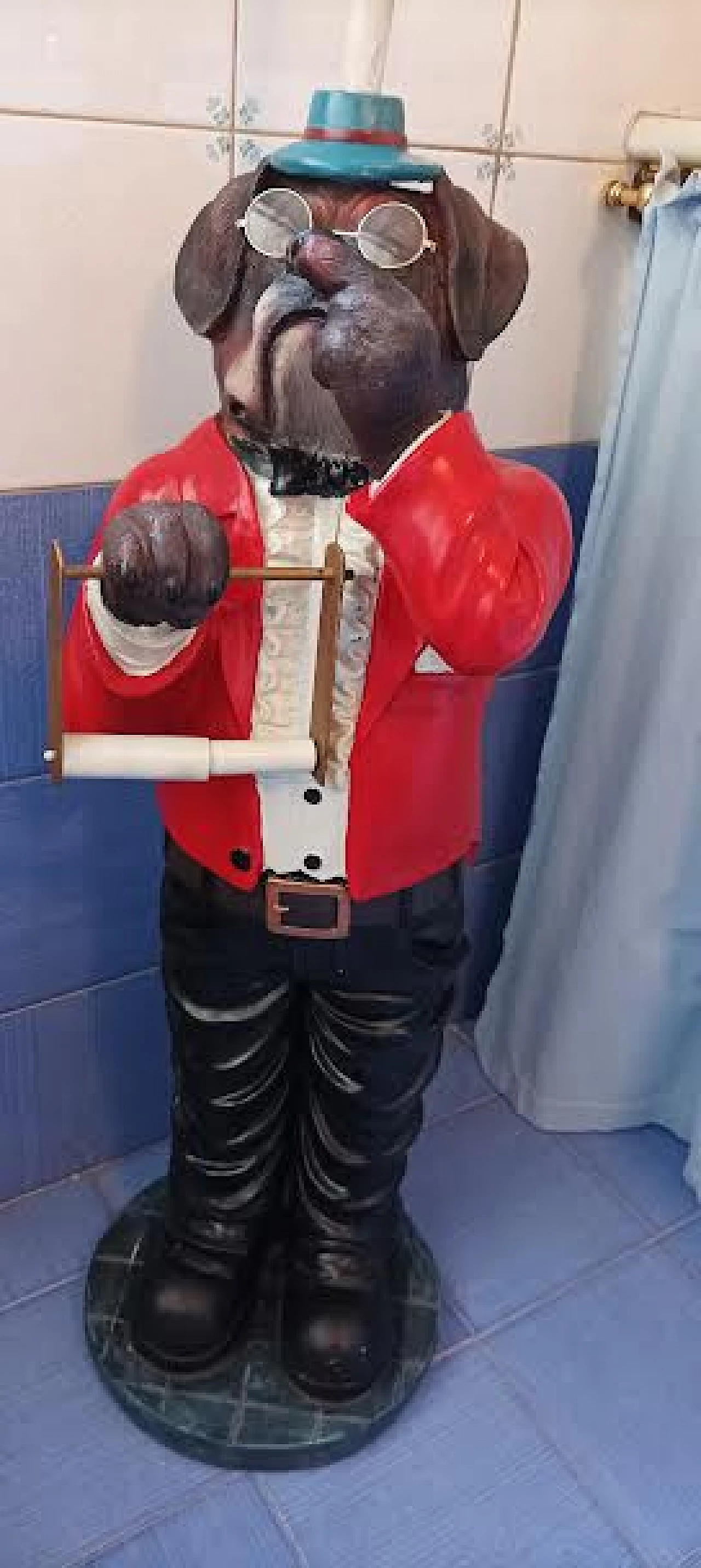 Resin boxer dog-shaped toilet paper holder, 1980s 3