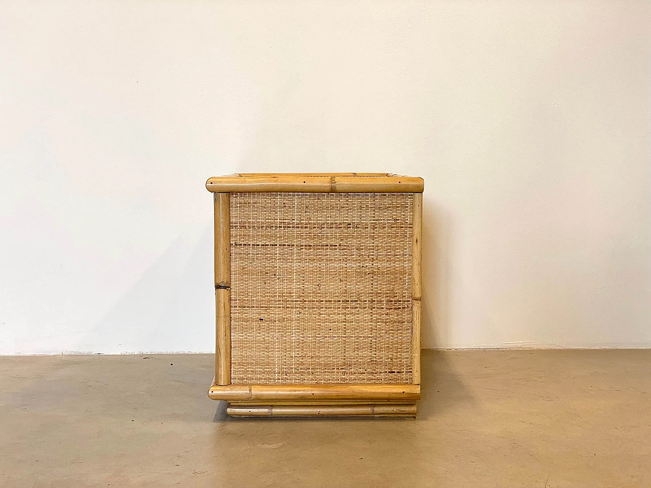 Coppia di comodini in vimini e bambù di Dal Vera, anni '70 3