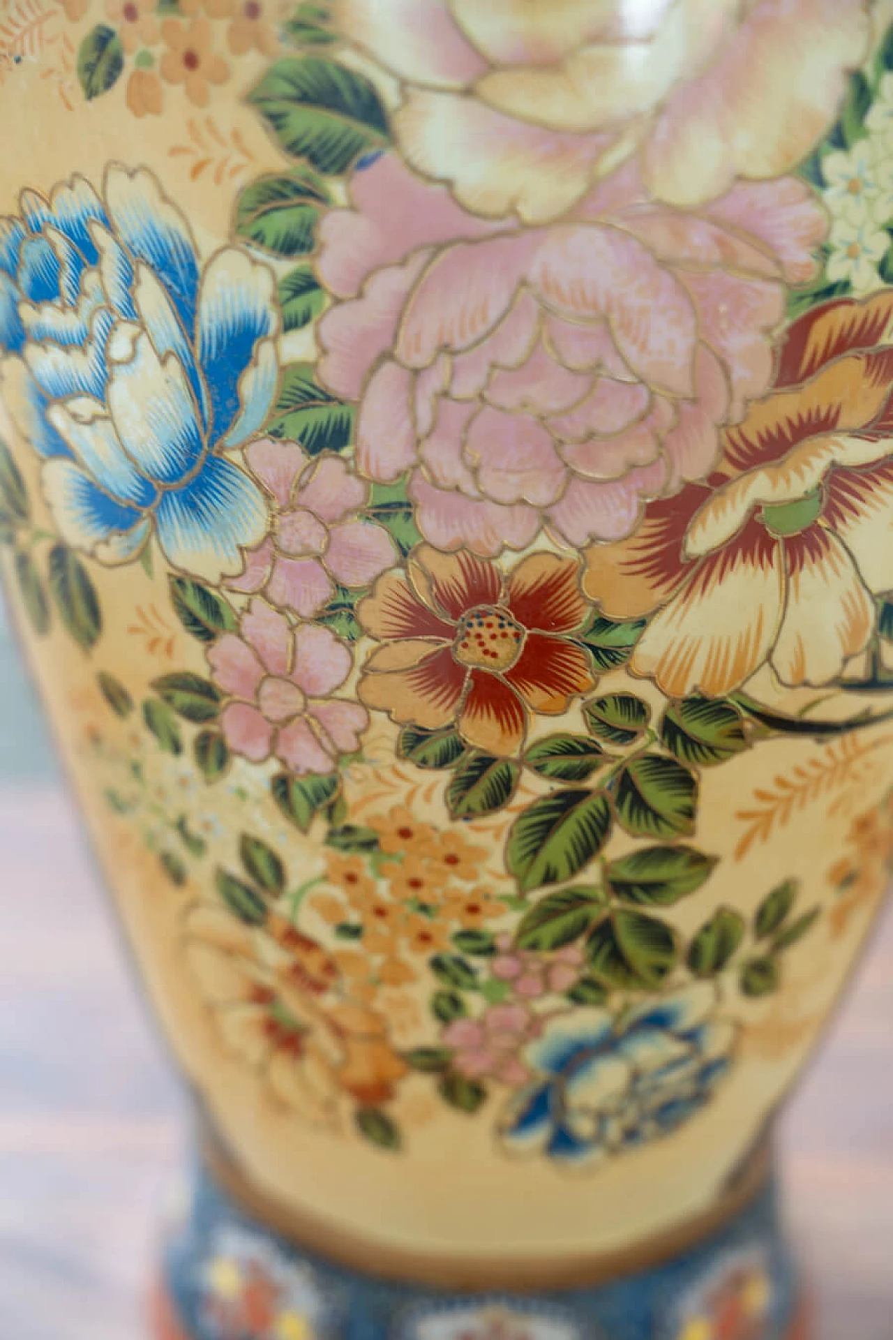Chinese Golden Satsuma vase from the Meiji period, 19th century 9
