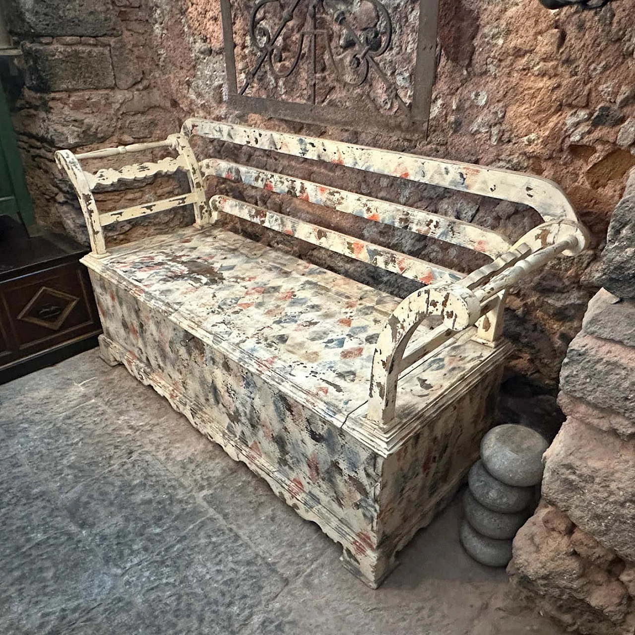 Cassapanca siciliana in legno di abete laccato, '800 5