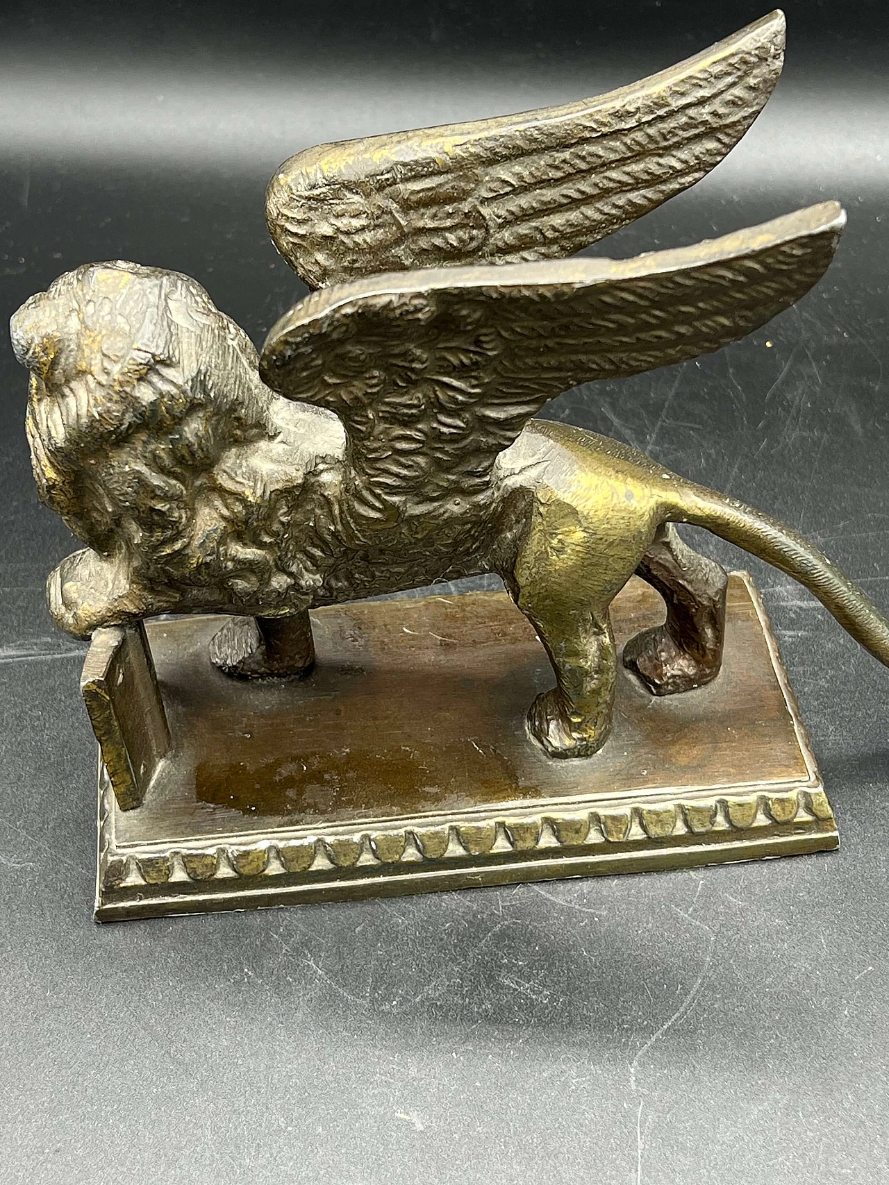 Bronze Lion of Saint Mark sculpture 4