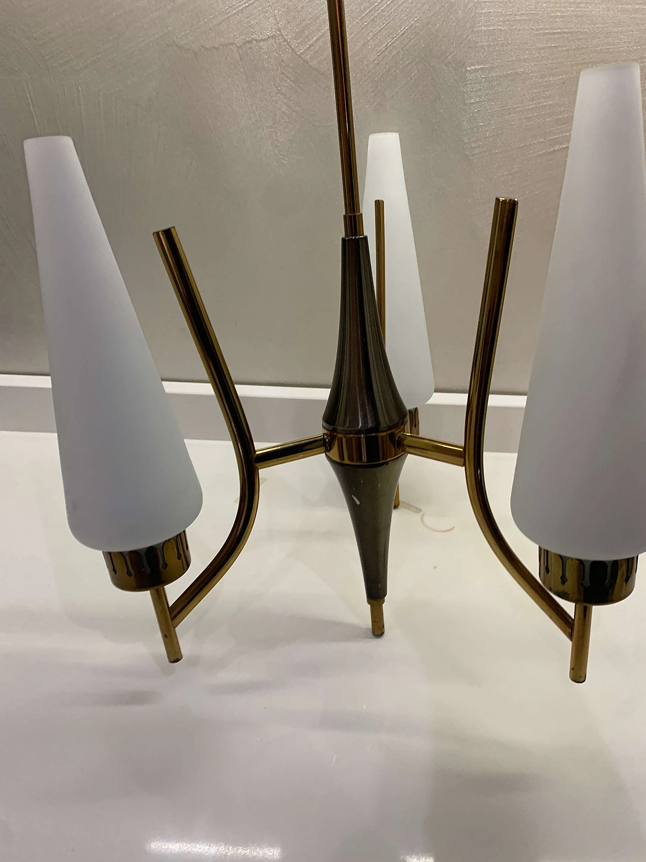 Brass and opaline glass chandelier by Angelo Lelli for Arredoluce, 1950s 20