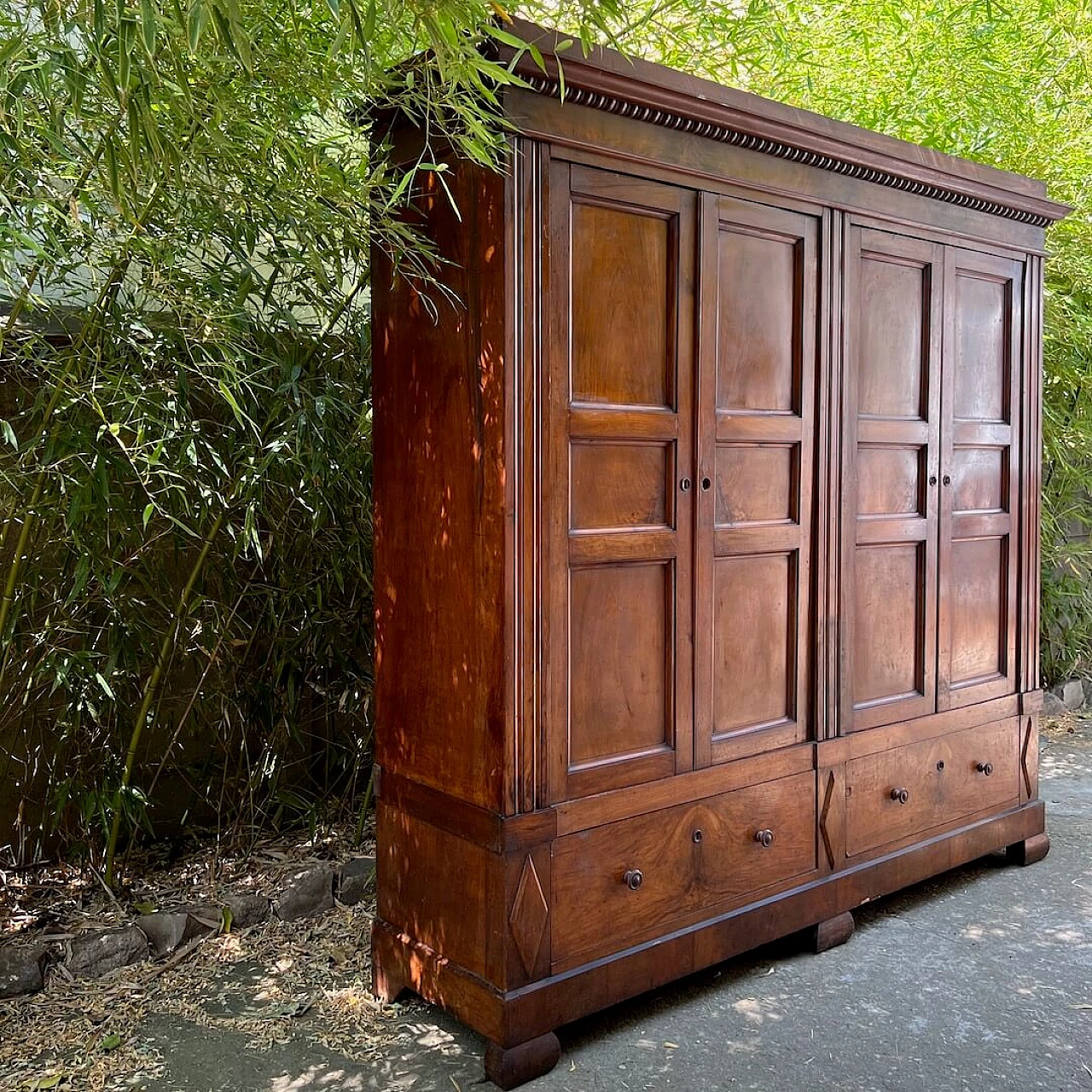 Neoclassical walnut wardrobe, first half of 19th century 3
