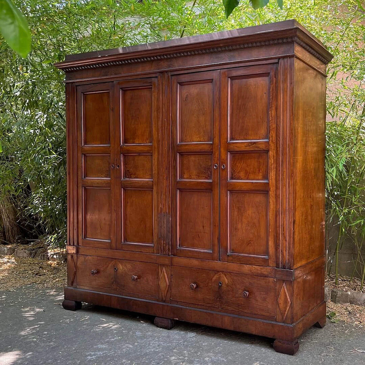 Neoclassical walnut wardrobe, first half of 19th century 6