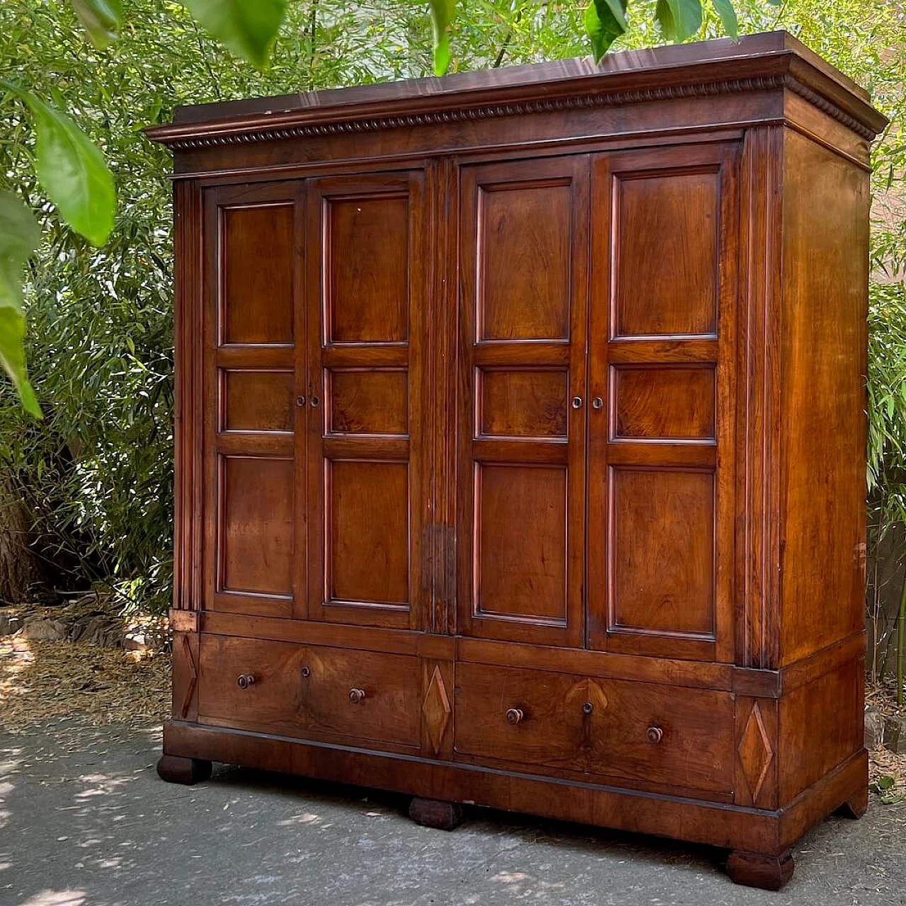 Neoclassical walnut wardrobe, first half of 19th century 8