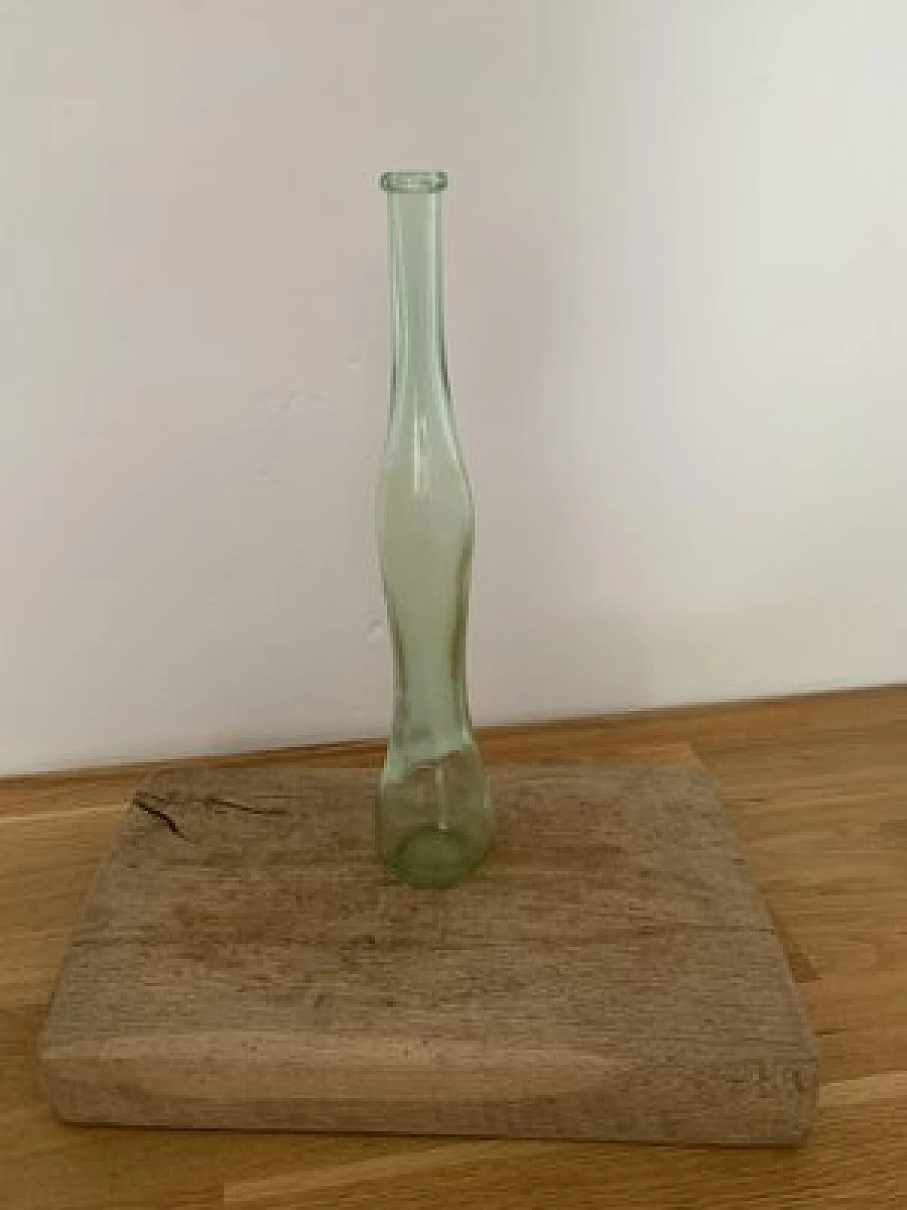 Vaso ungherese in vetro verde, anni '80 2