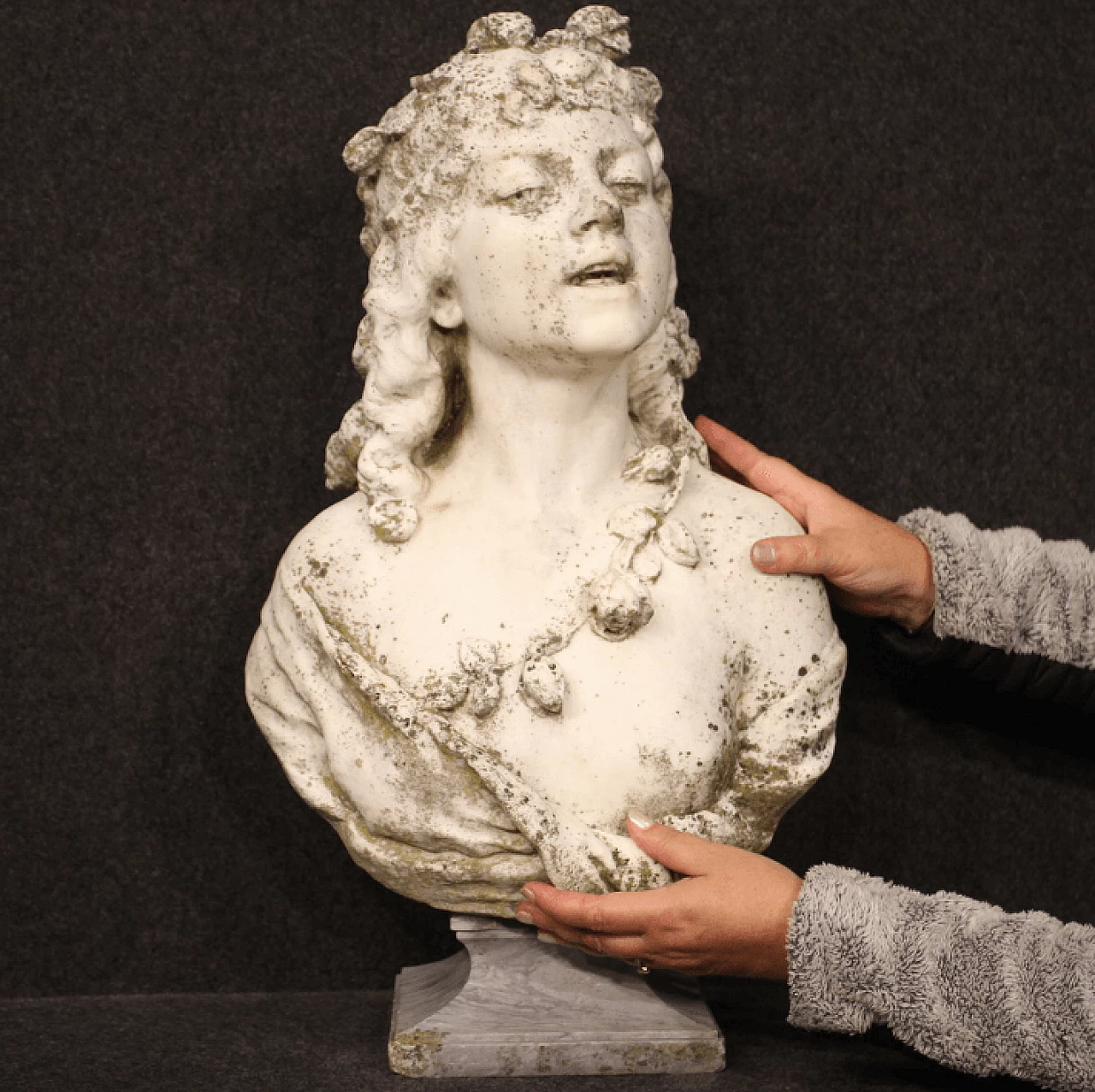 Serafino Ramazzotti, mezzobusto femminile, scultura in marmo, inizio '900 36