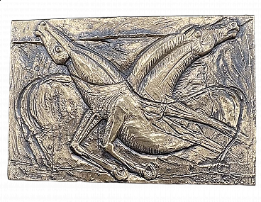 Bruno Cassinari, cavalli, bassorilievo in metallo, anni '70