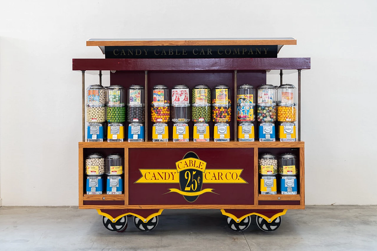 Distributore automatico di caramelle su ruote di Blackdog, anni 2000 24