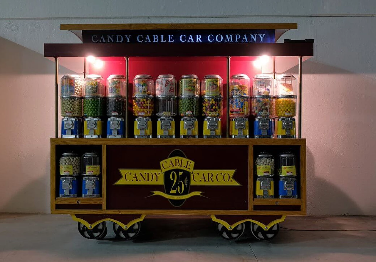 Distributore automatico di caramelle su ruote di Blackdog, anni 2000 34