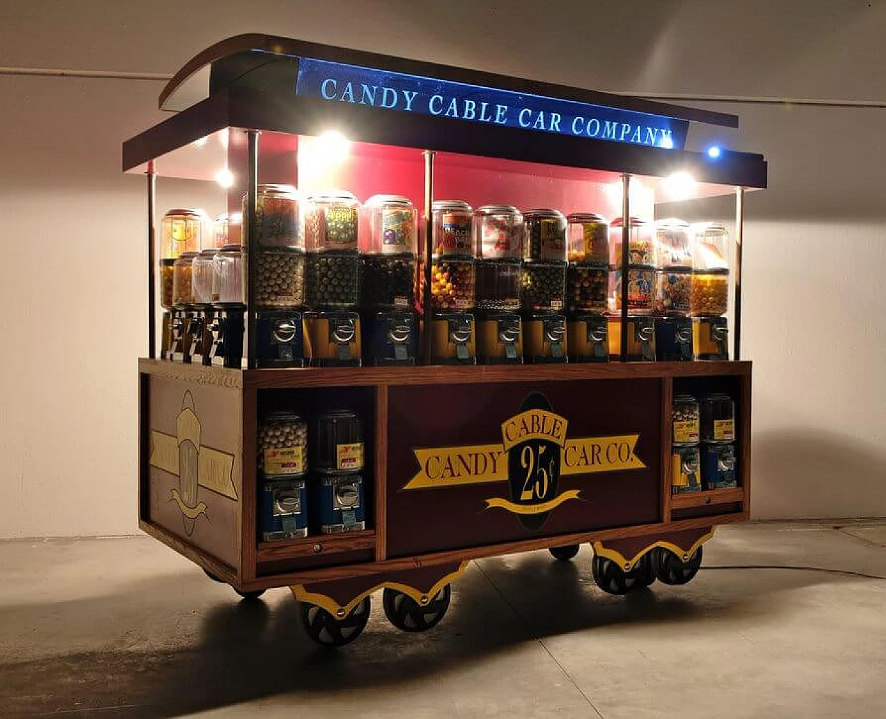 Candy vending machine on wheels by Blackdog, 2000s 40