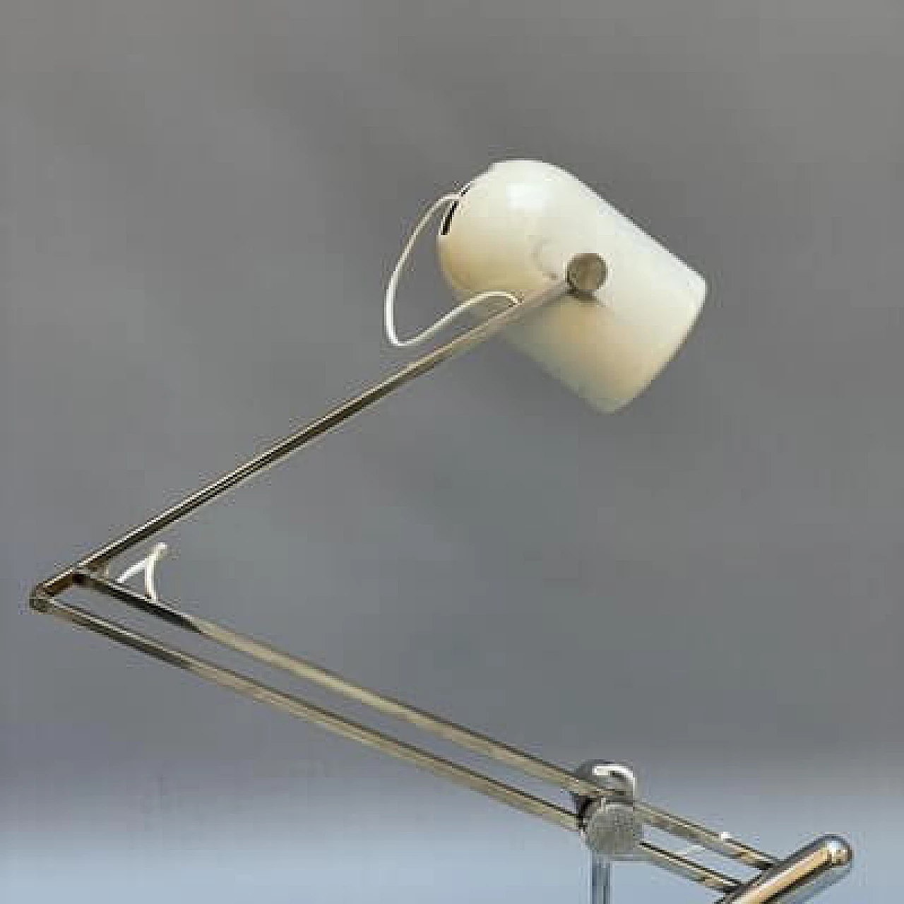 Lampada da tavolo in metallo e plastica di Goffredo Reggiani, anni '70 3