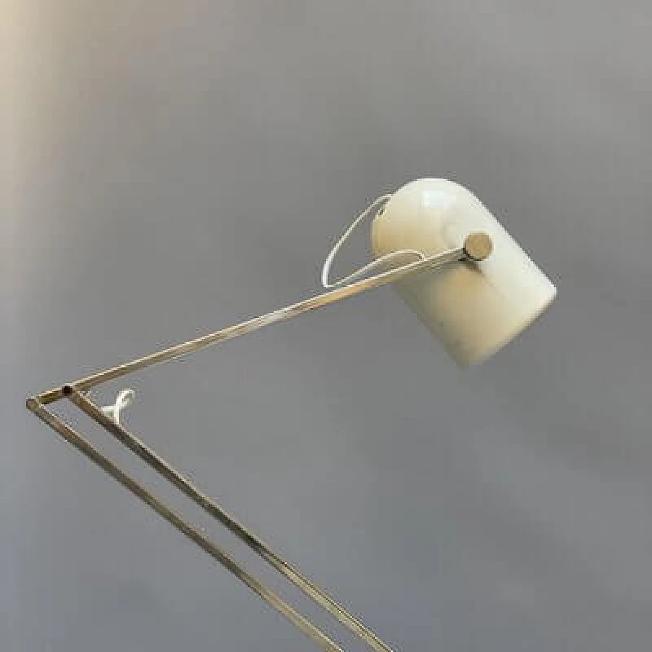 Lampada da tavolo in metallo e plastica di Goffredo Reggiani, anni '70 5