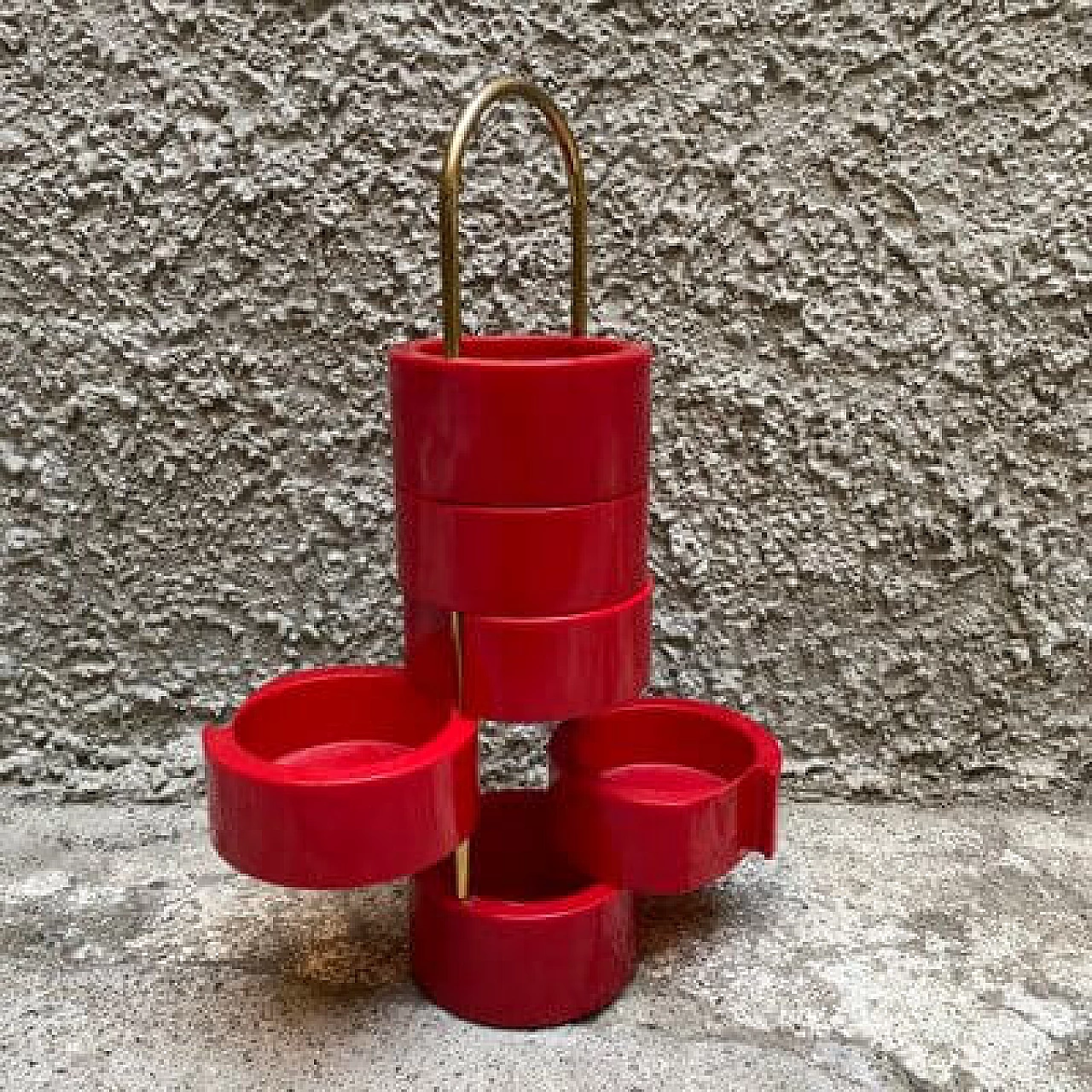 Red plastic and gilded metal étagère, 1980s 3