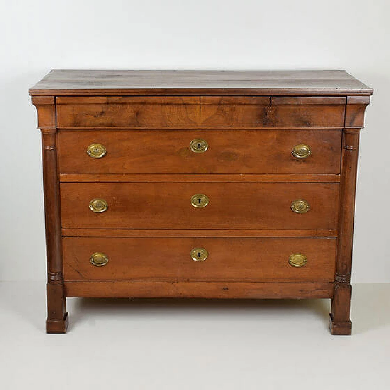 Cassettone Impero piemontese in noce massello, inizio '800 9