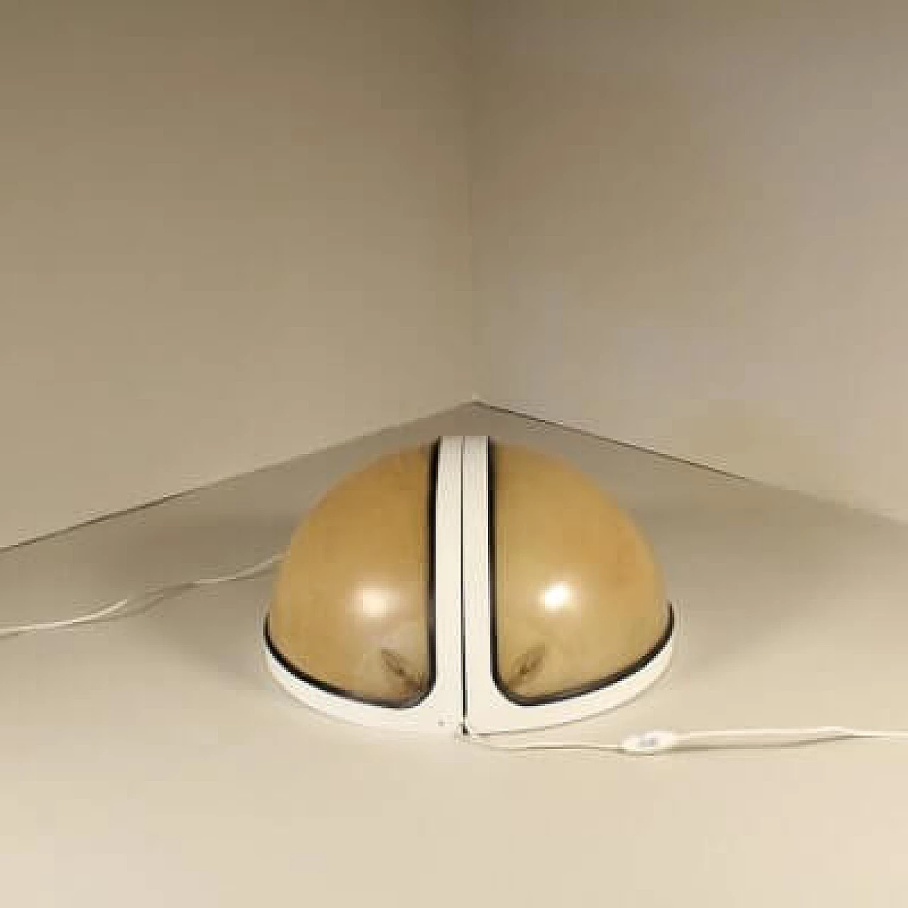 Pair of lamps by Gian Nicola Gigante for Zerbetto, 1970s 6