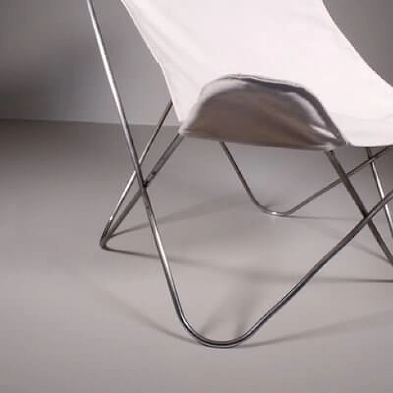 Steel and white fabric Tripolina chair, 1960s 2
