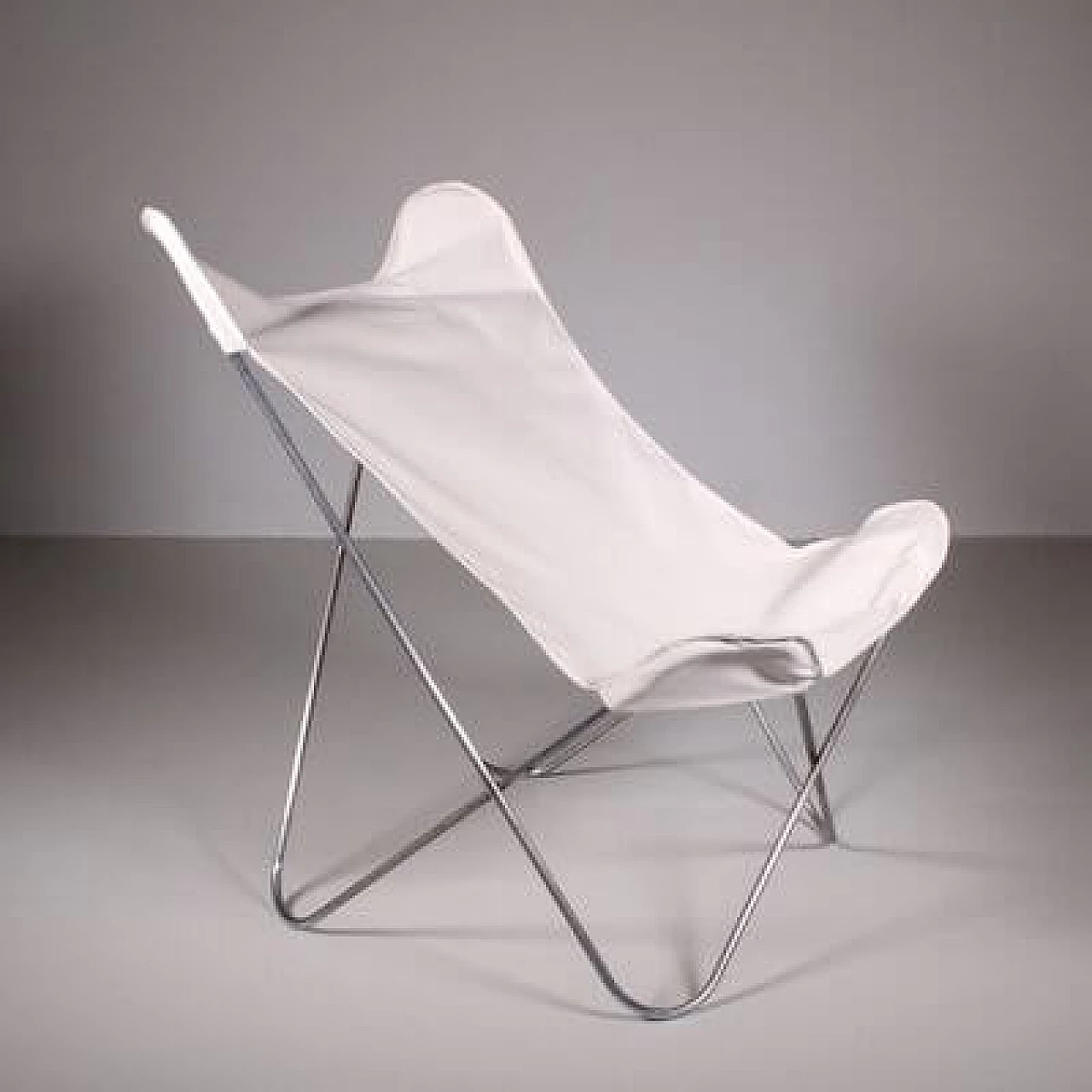 Steel and white fabric Tripolina chair, 1960s 6