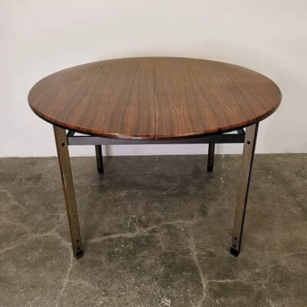 Rosewood extendable table, 1950s 3