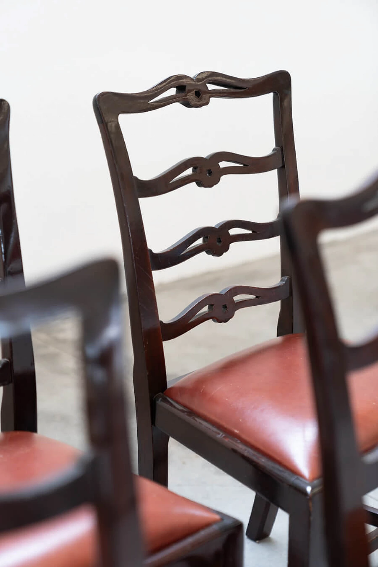 6 Mahogany chairs and table in naval style, 1980s 31