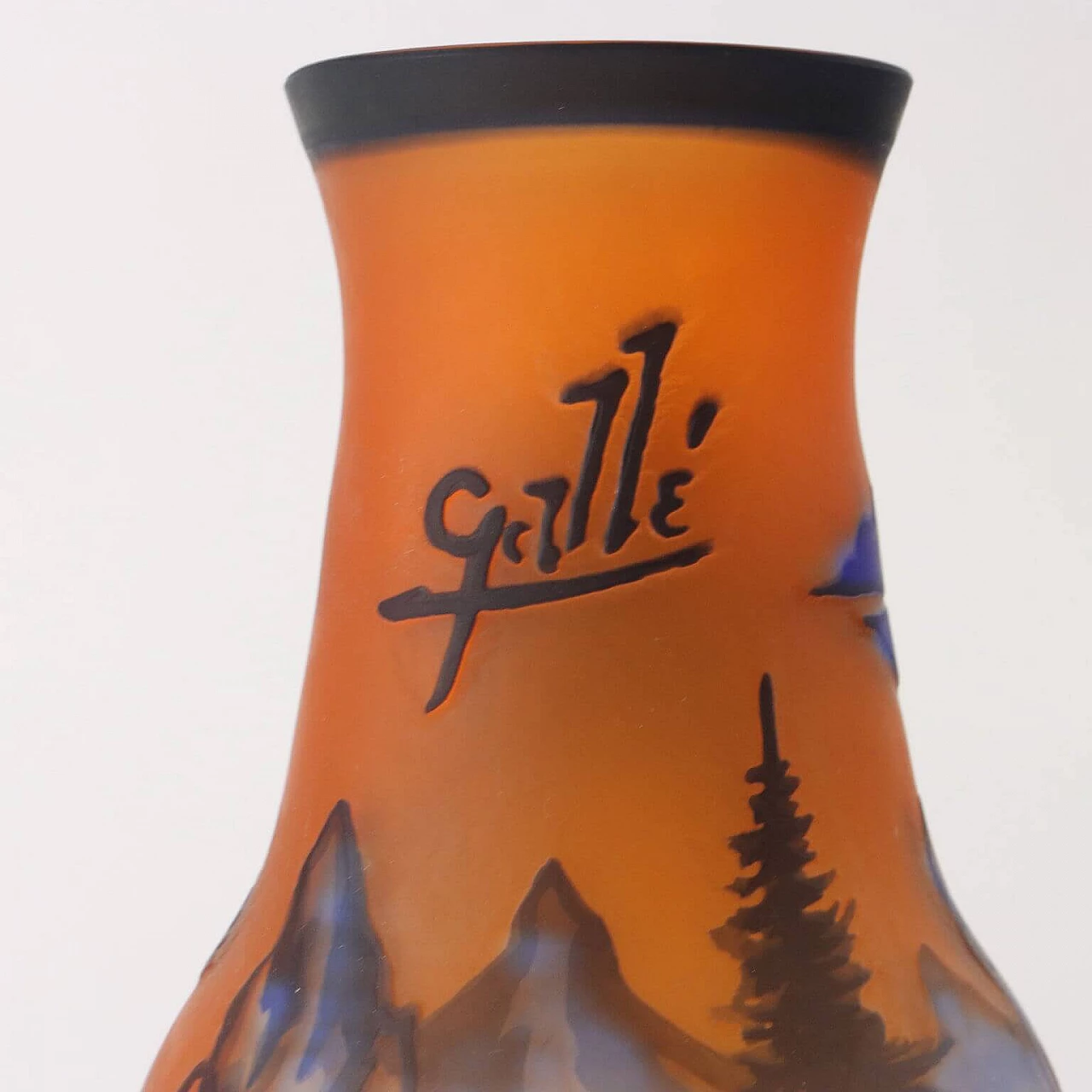 Polychrome glass vase by Gallé 5