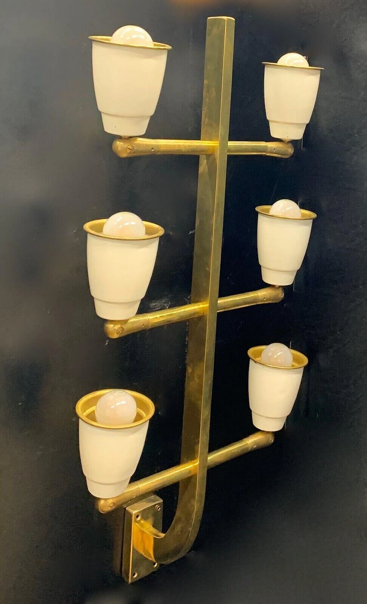 Pair of brass wall lights attributed to Pietro Chiesa, 1950s 6