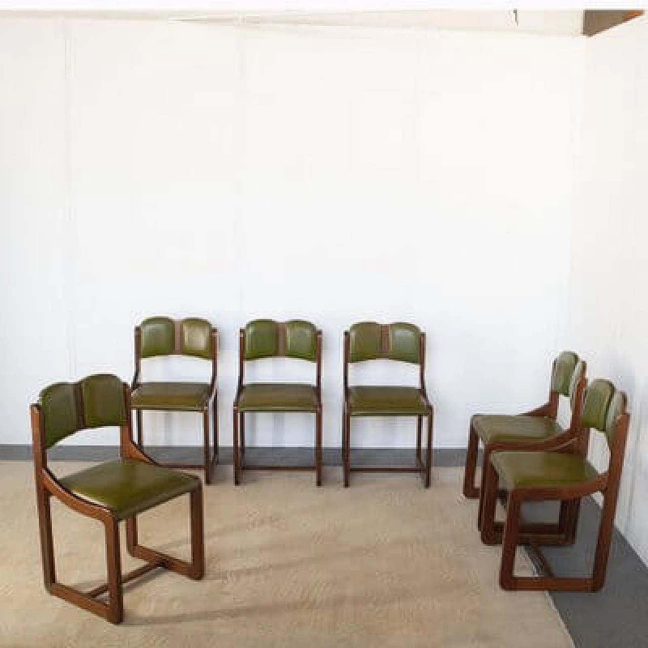 6 Wooden chairs with green leather seat and back, 1960s 10