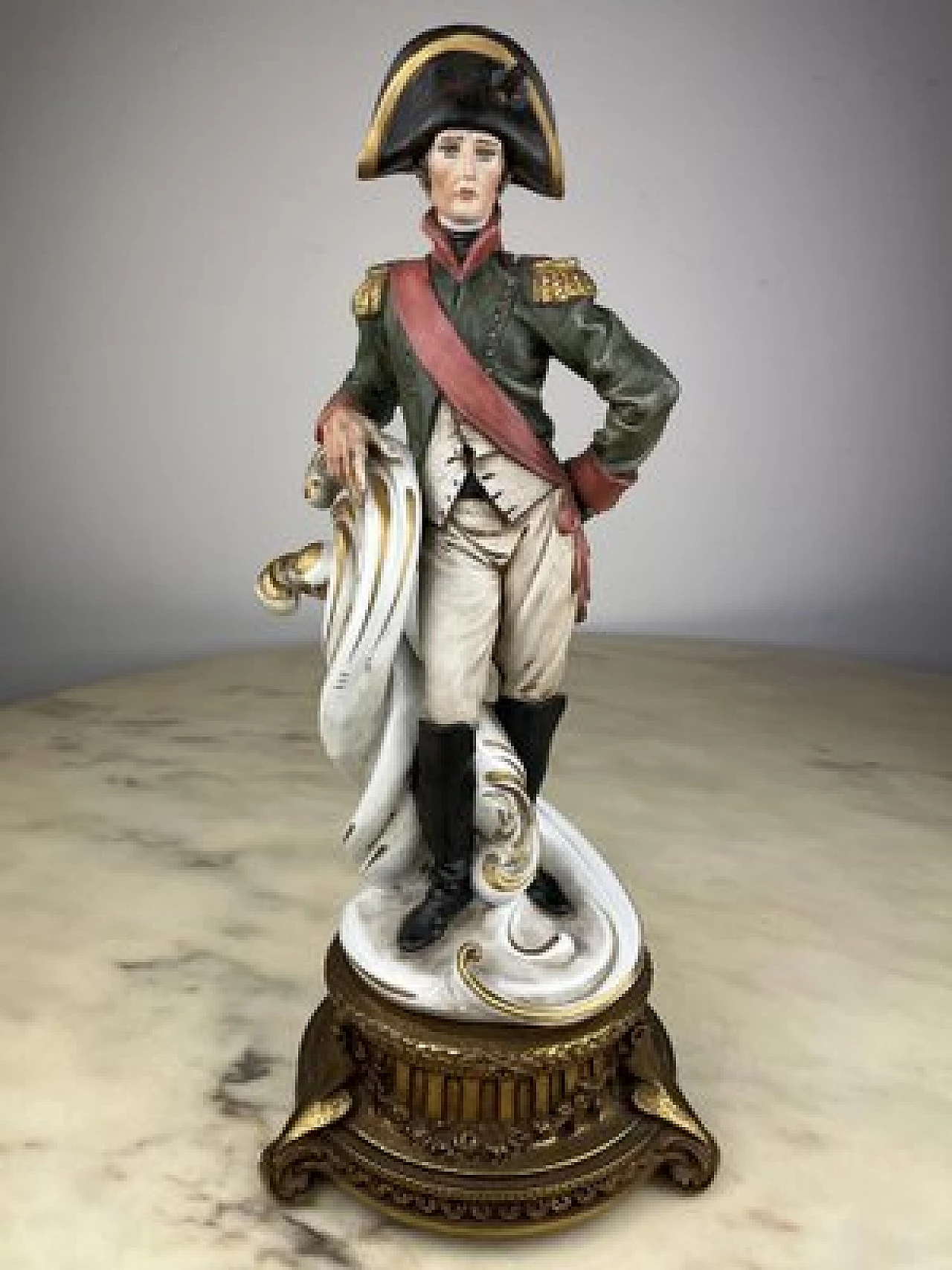 Porcelain and bronze statuette representing Napoleon by Ticke, 1990 14