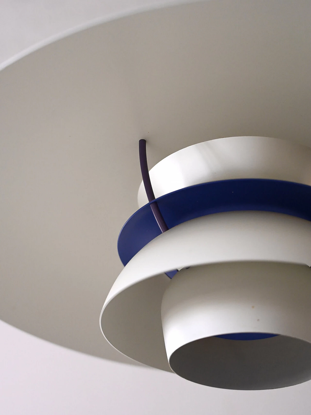 Lampada a sospensione PH5 di Poul Henningsen per Louis Poulsen, anni '50 7