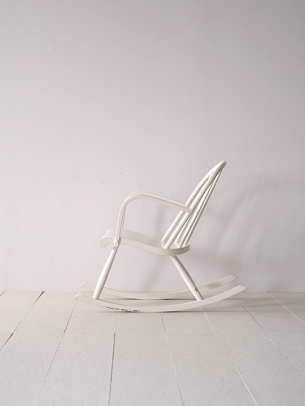 Scandinavian white painted wood rocking chair, 1960s 3
