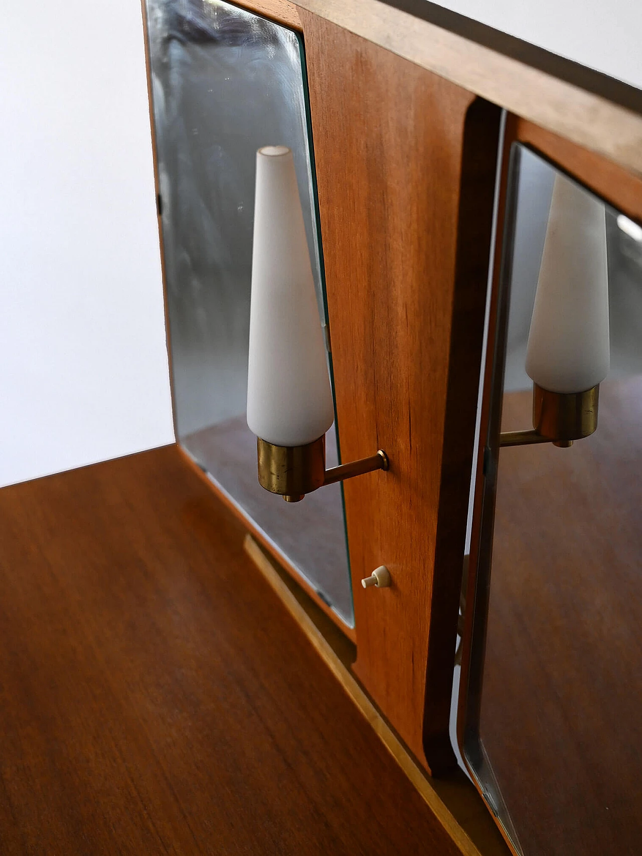 Teak dressing table with mirrors, 1950s 7