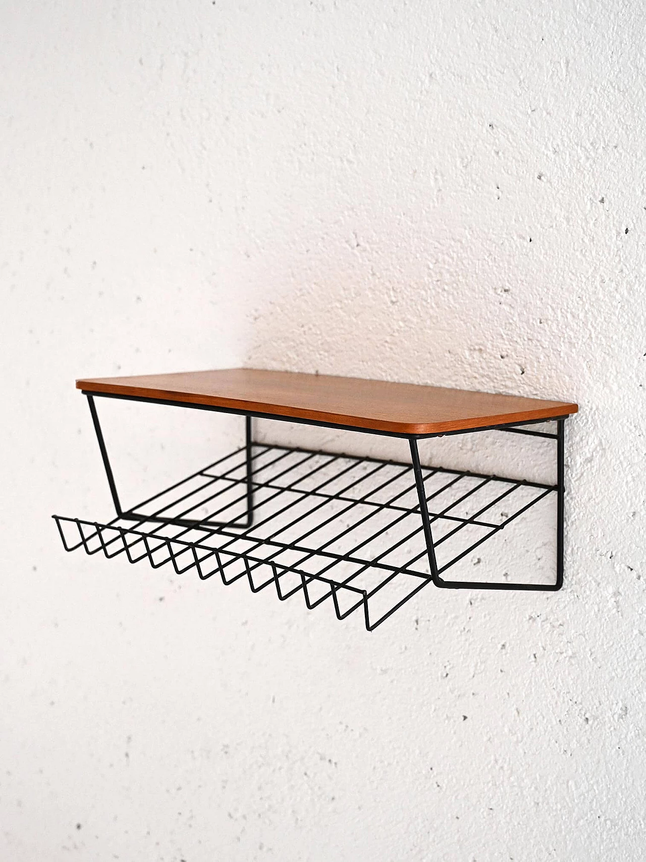 Hanging bedside table in teak and metal, 1960s 3