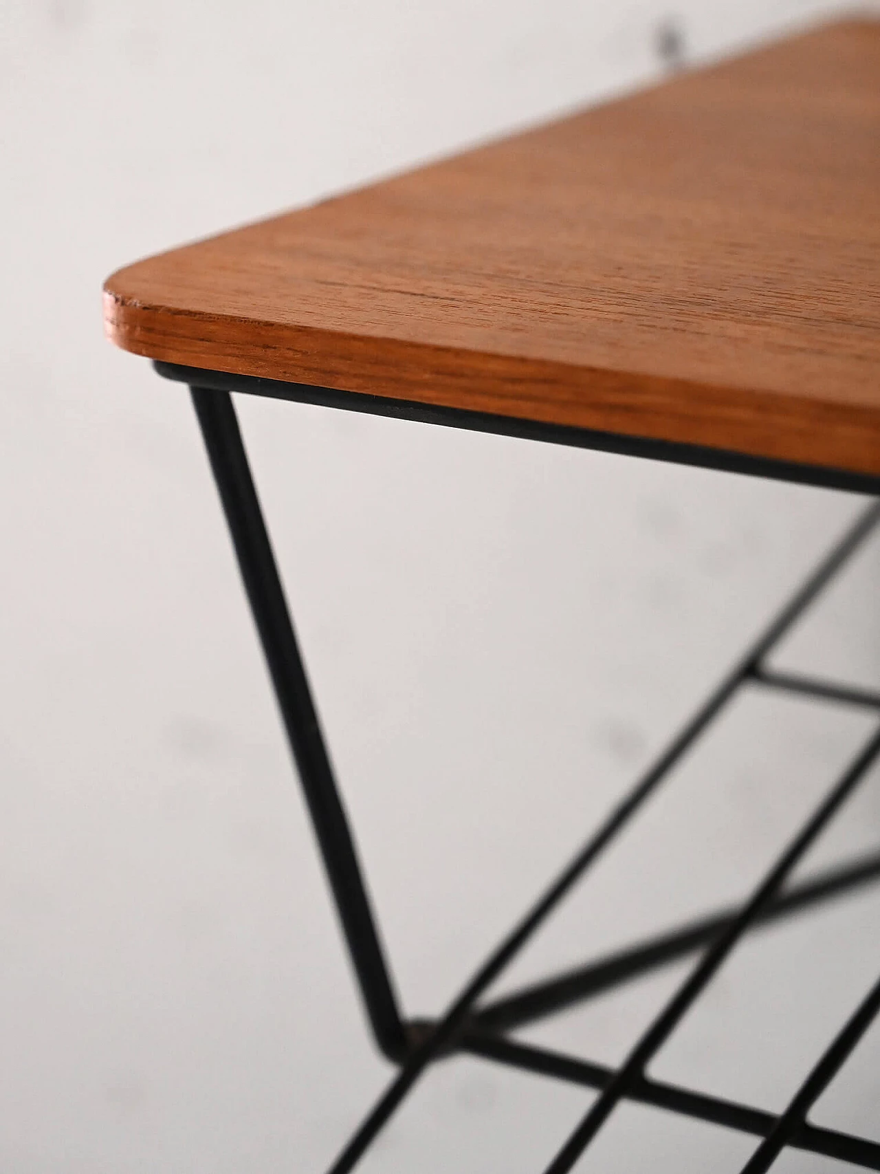 Hanging bedside table in teak and metal, 1960s 6