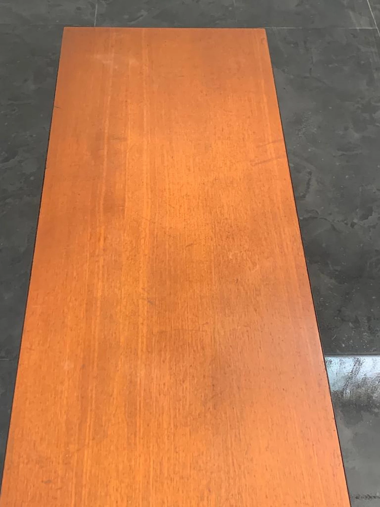 Tavolino in metallo verniciato nero con piano in teak di ISA Bergamo, anni '60 7