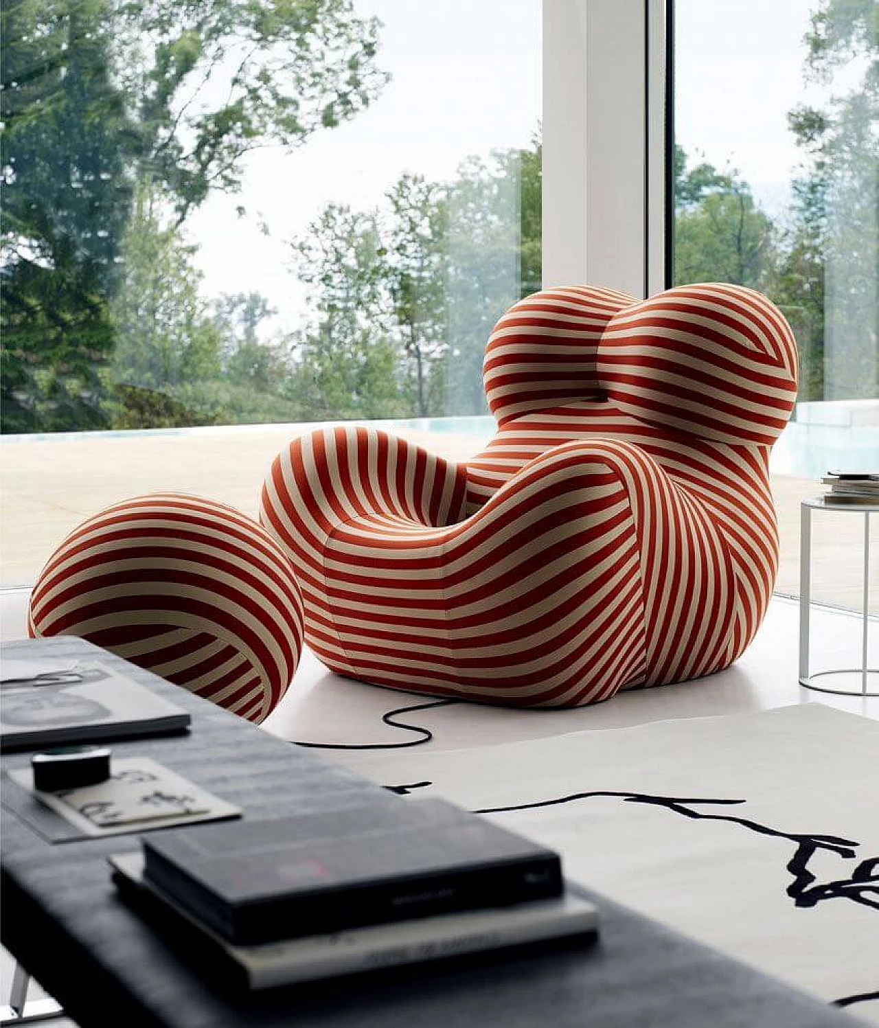 UP armchair and pouf by Gaetano Pesce for B&B Italia 4