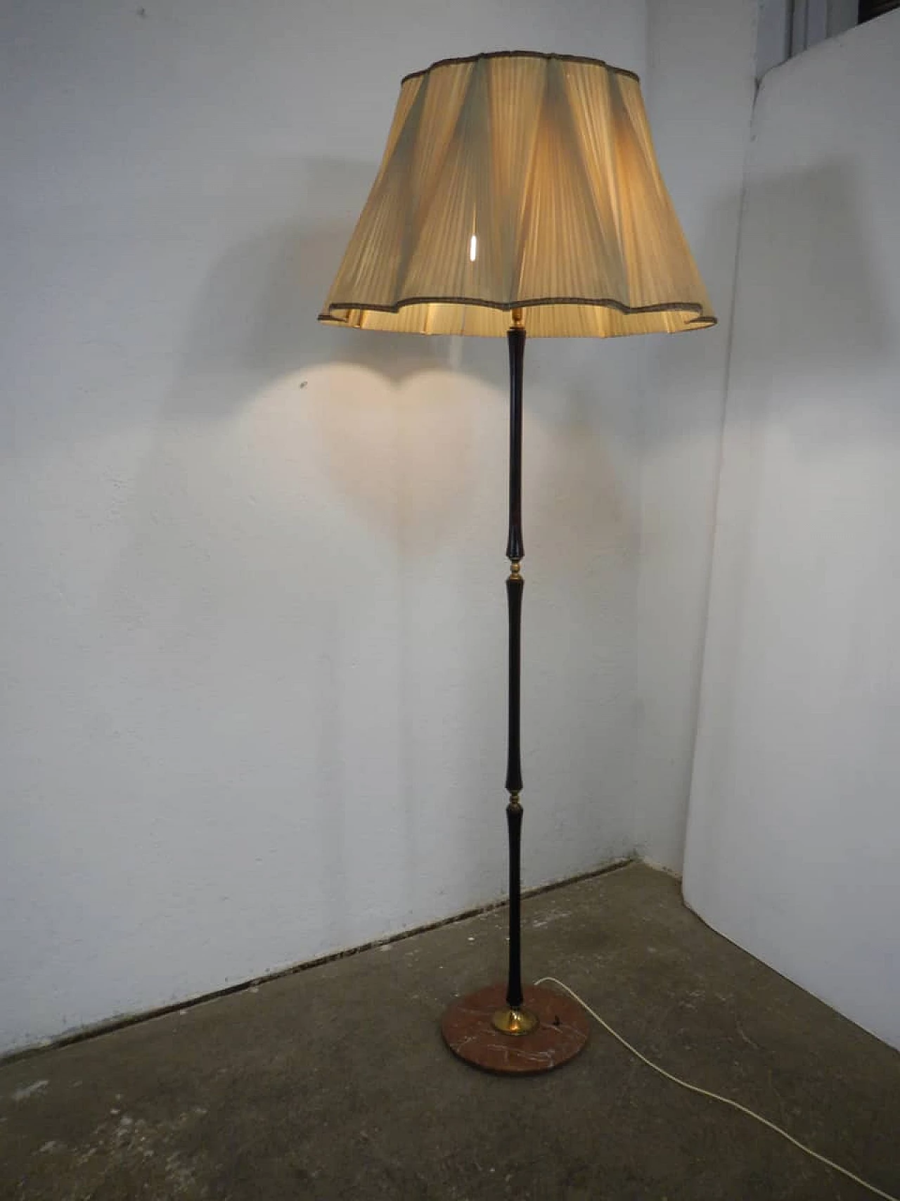 Metal floor lamp with pink marble base, 1940s 2