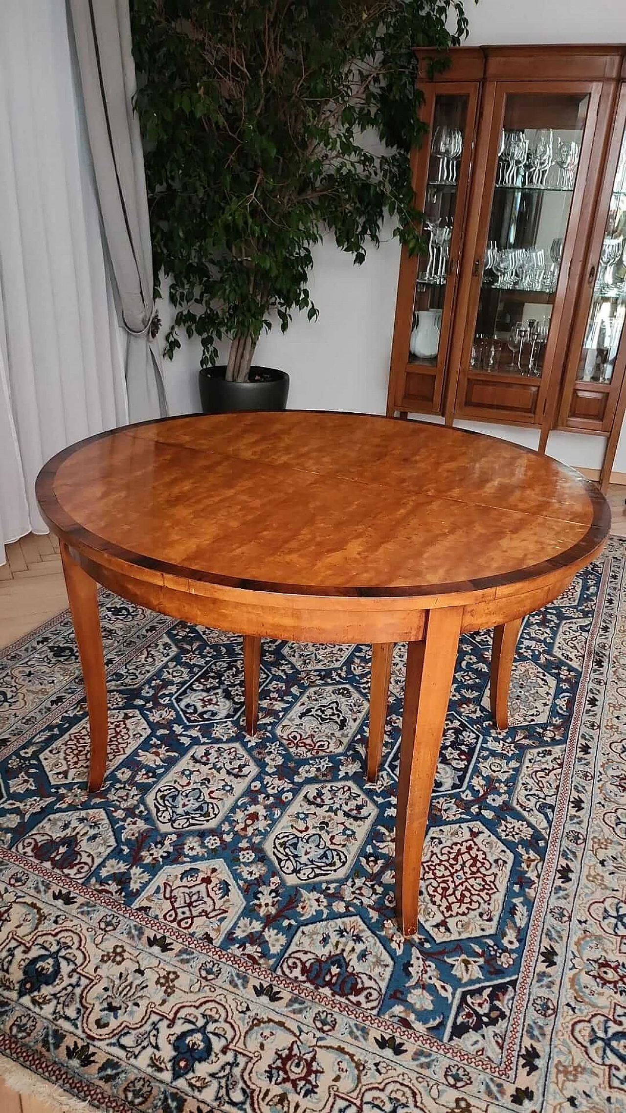 Tavolo Biedermeier allungabile in ciliegio e radica di betulla, '800 24