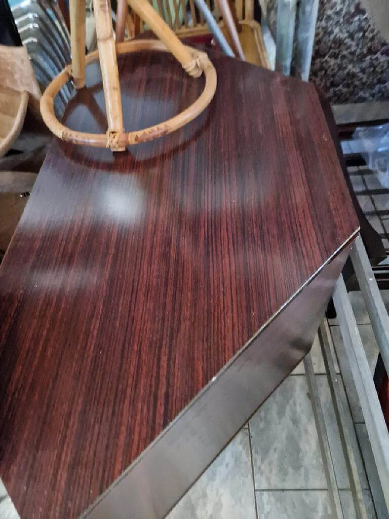 Mobile bar ad angolo in legno e laminato, anni '50 12
