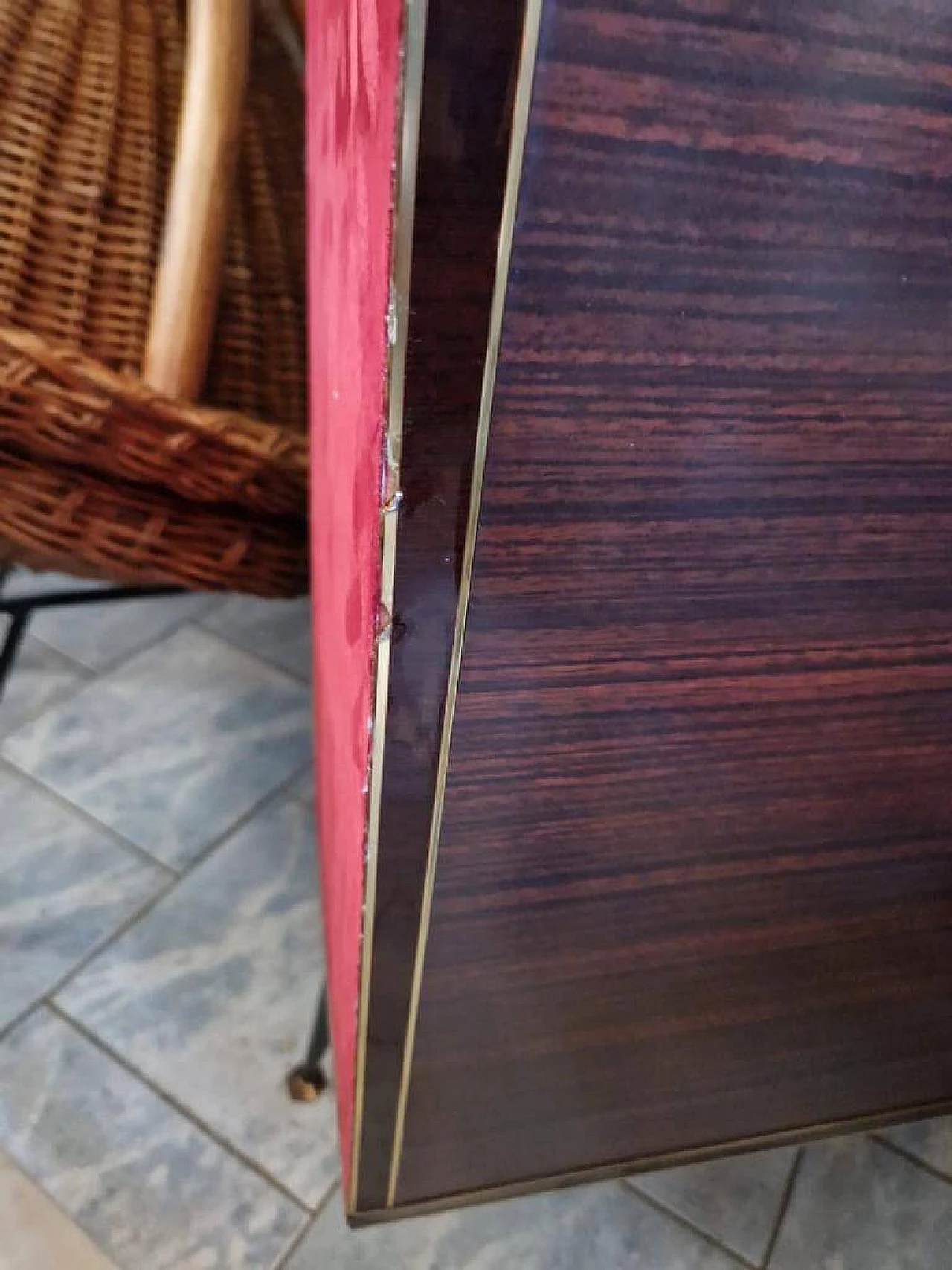 Mobile bar ad angolo in legno e laminato, anni '50 15