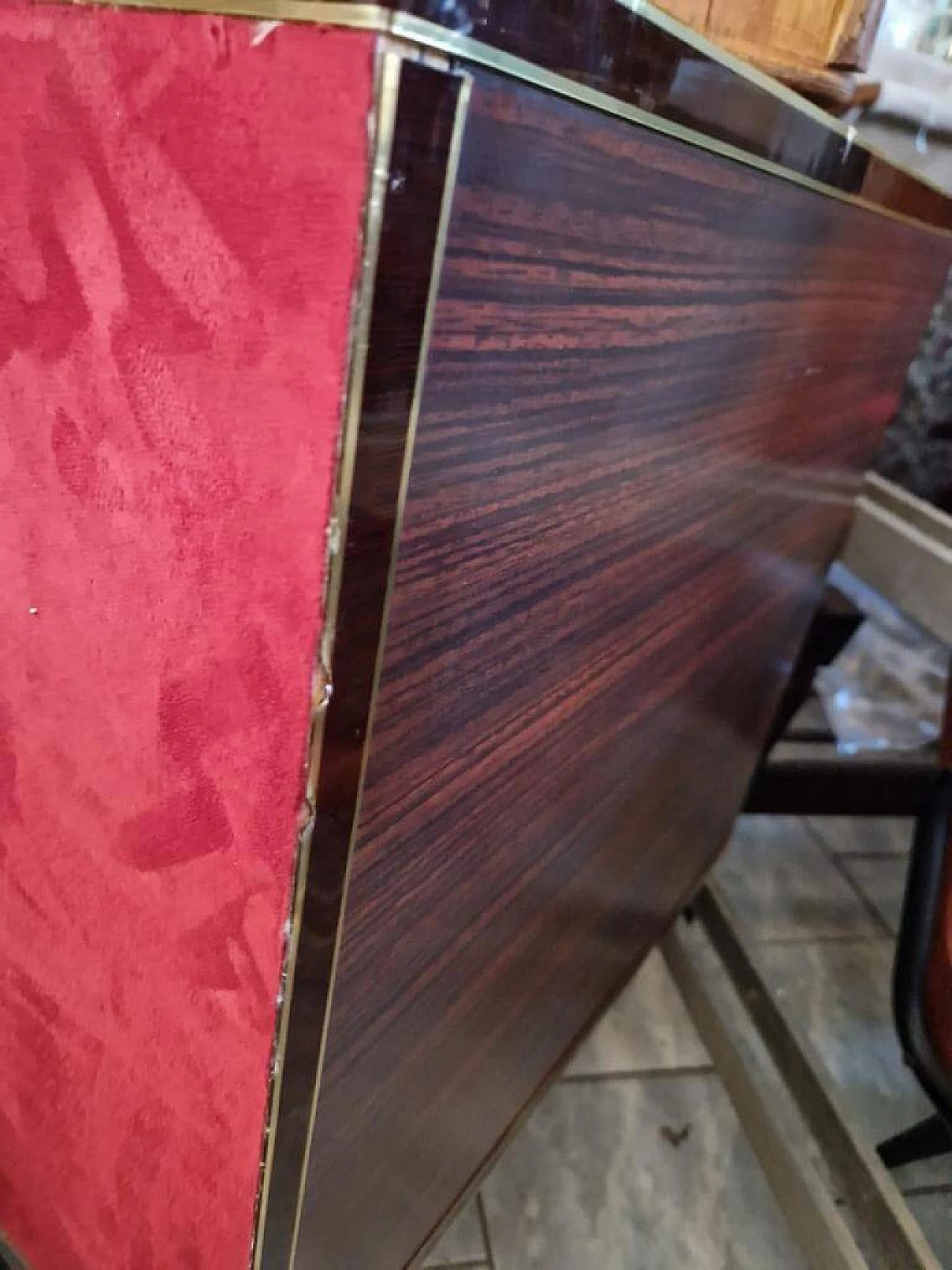 Mobile bar ad angolo in legno e laminato, anni '50 16