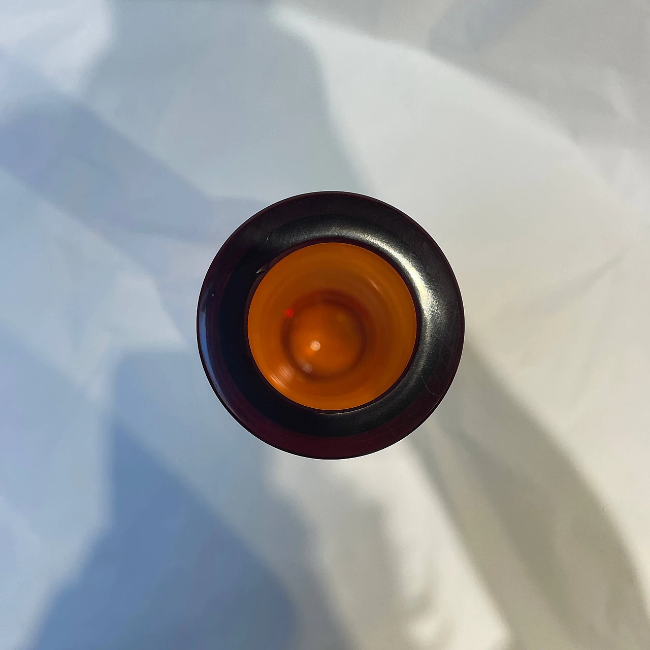 Vaso ad ampolla in vetro di Murano arancione di Laura de Santillana, anni '80 11