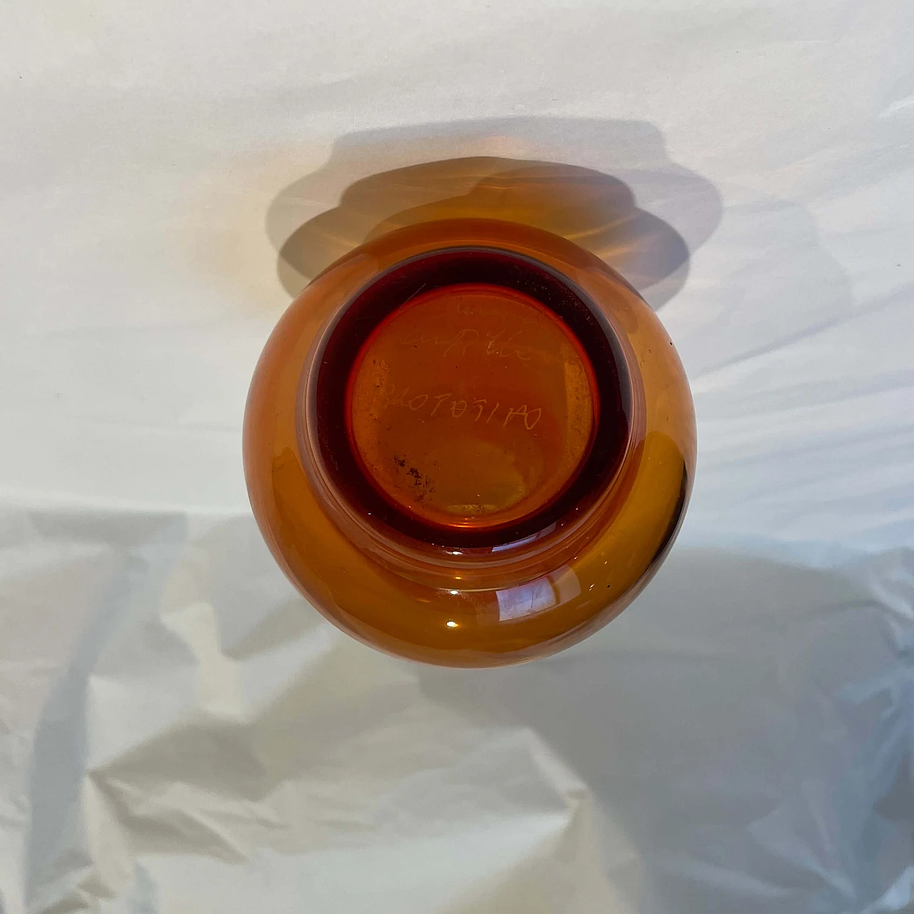 Vaso ad ampolla in vetro di Murano arancione di Laura de Santillana, anni '80 12