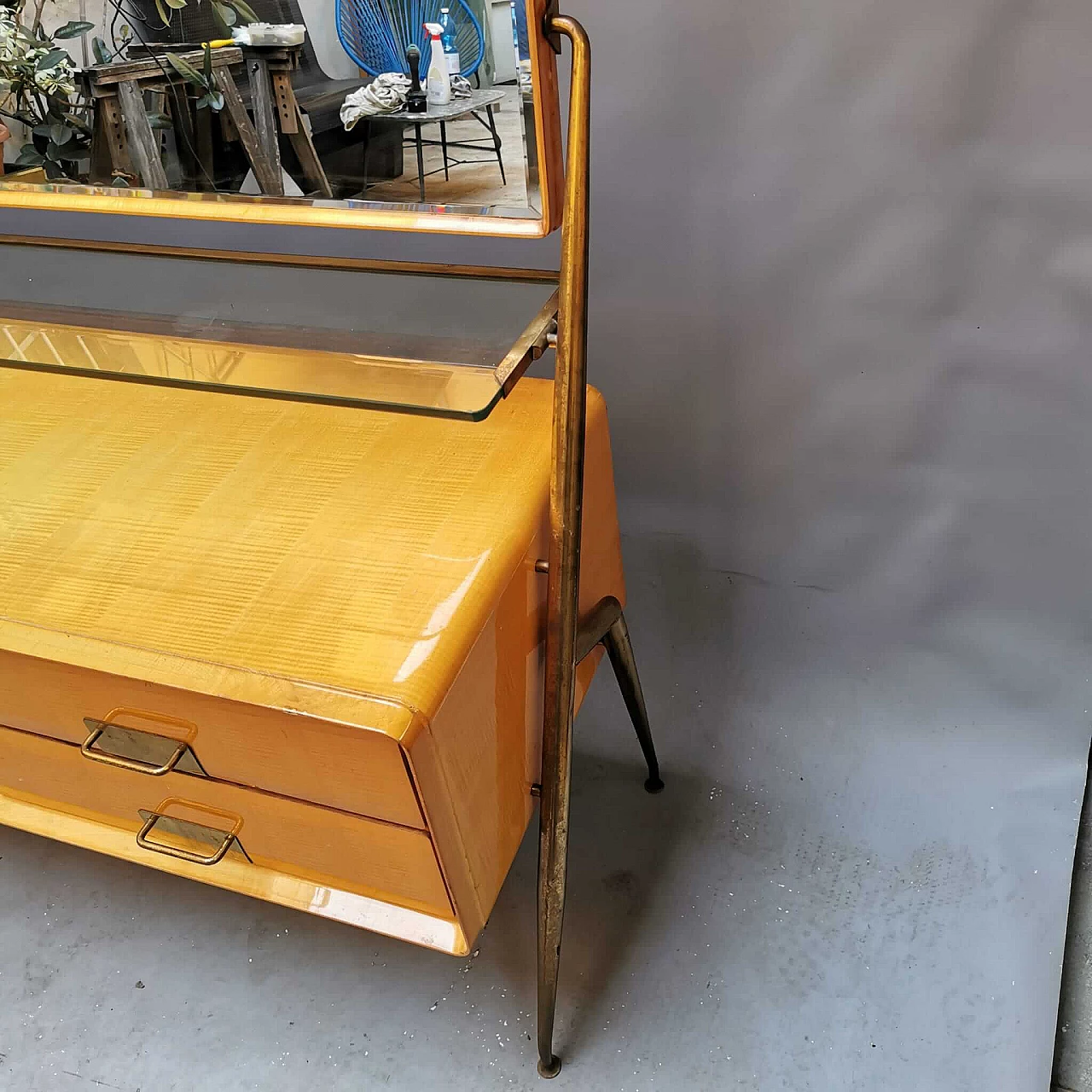 Chest of drawers with mirror by Silvio Cavatorta, 1950s 1