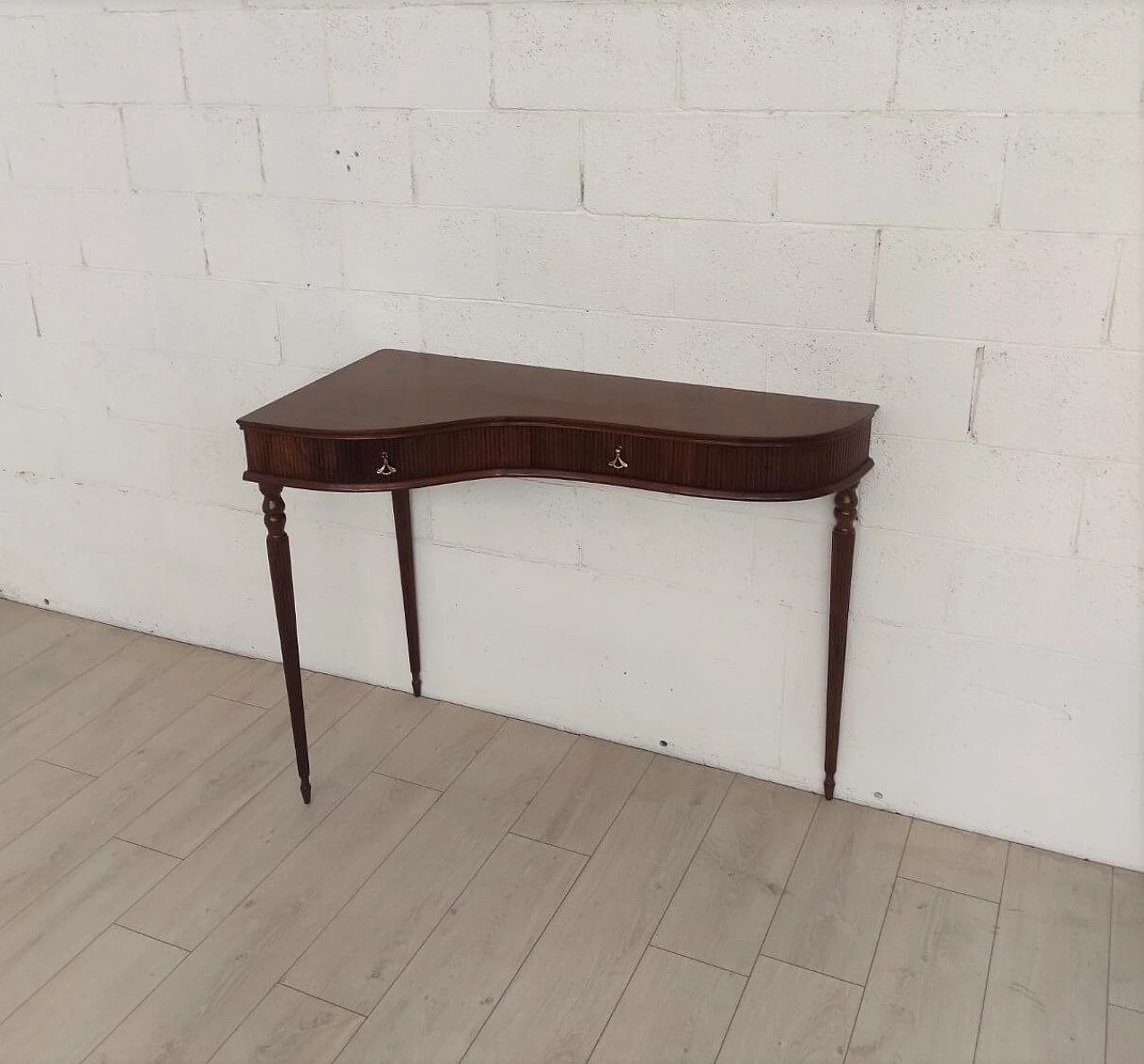 Mahogany corner console, 1950s 3