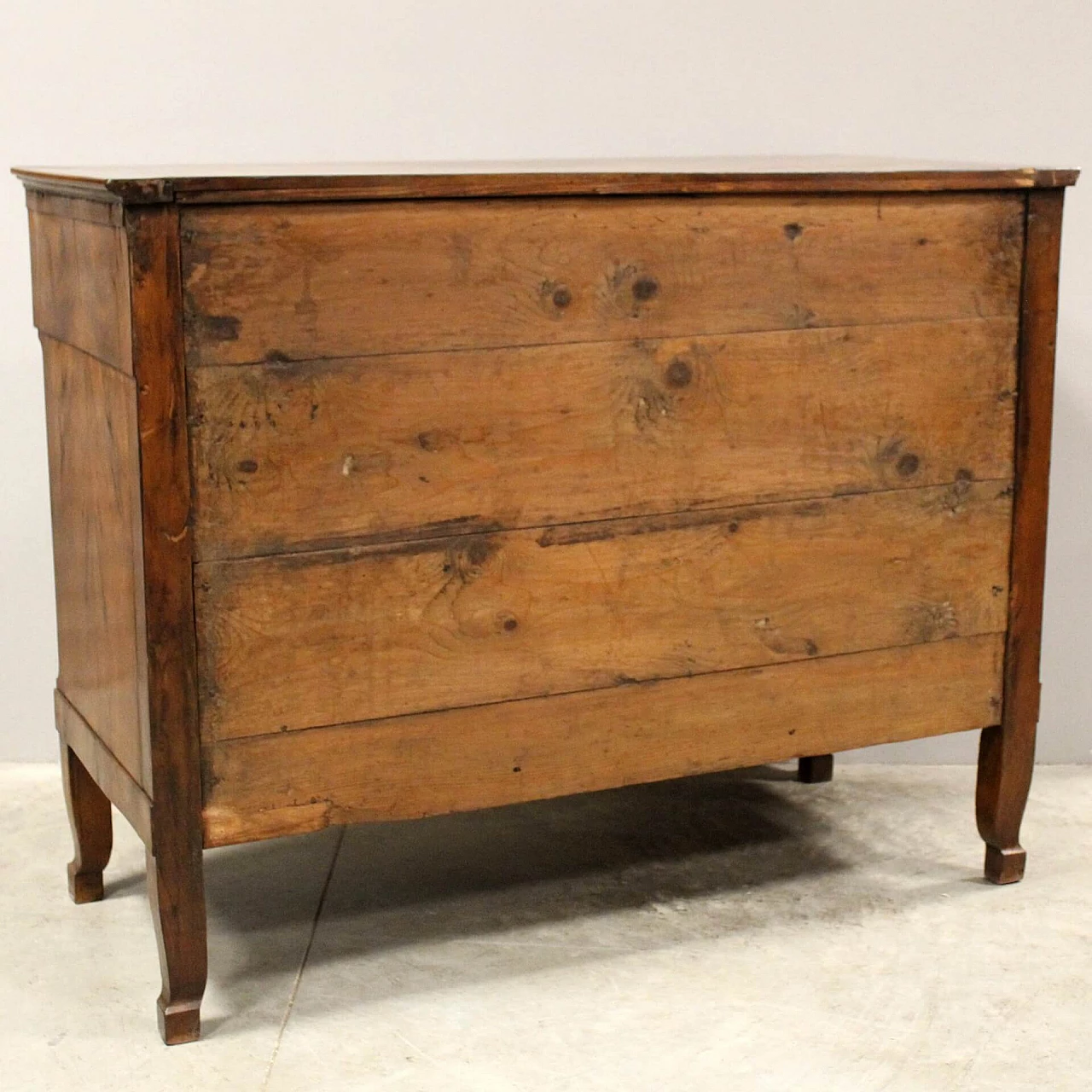 Direttorio chest of drawers in solid walnut and walnut panelling, second half of the 18th century 7