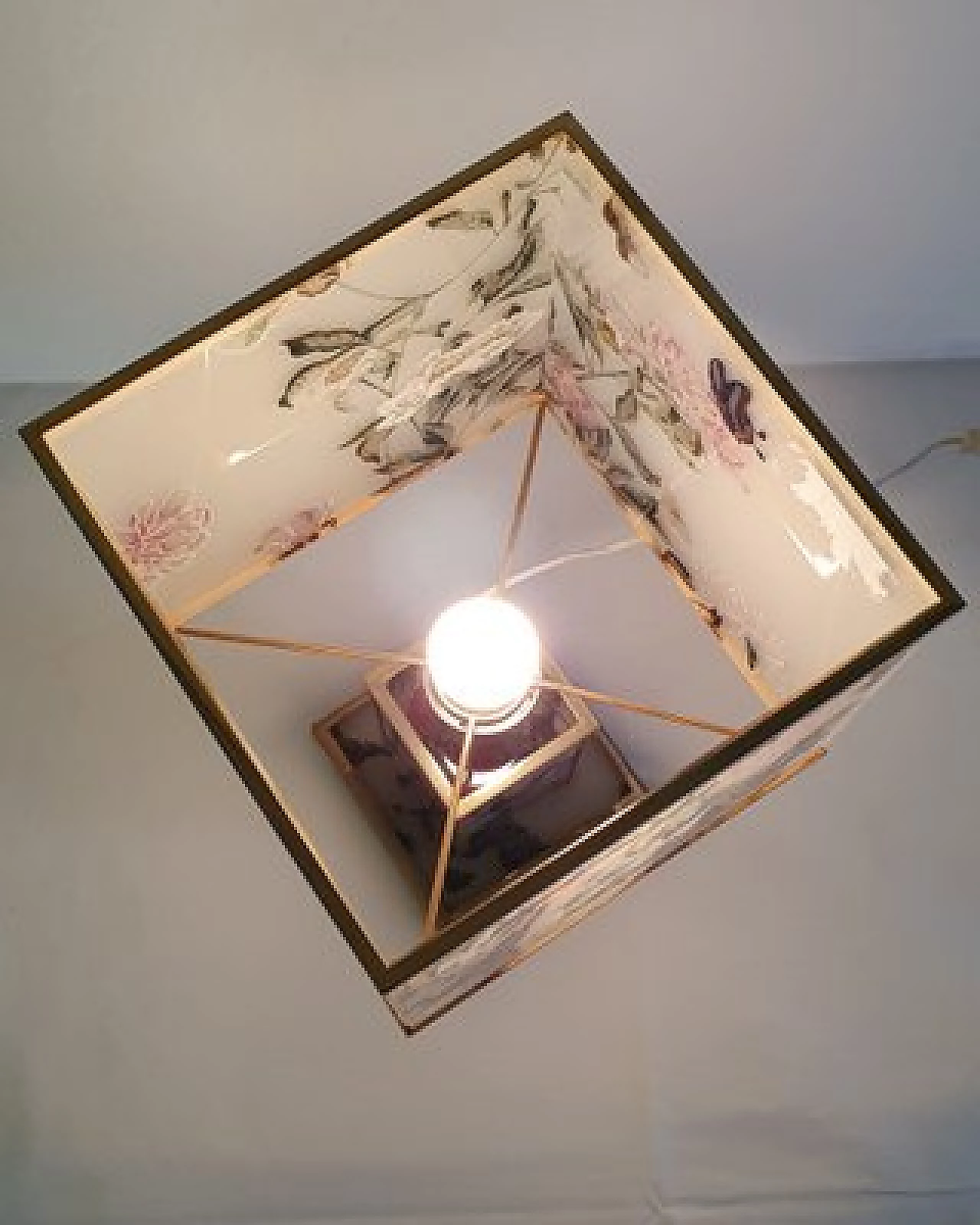 Lampada da tavolo in ottone e plexiglass, anni '70 5