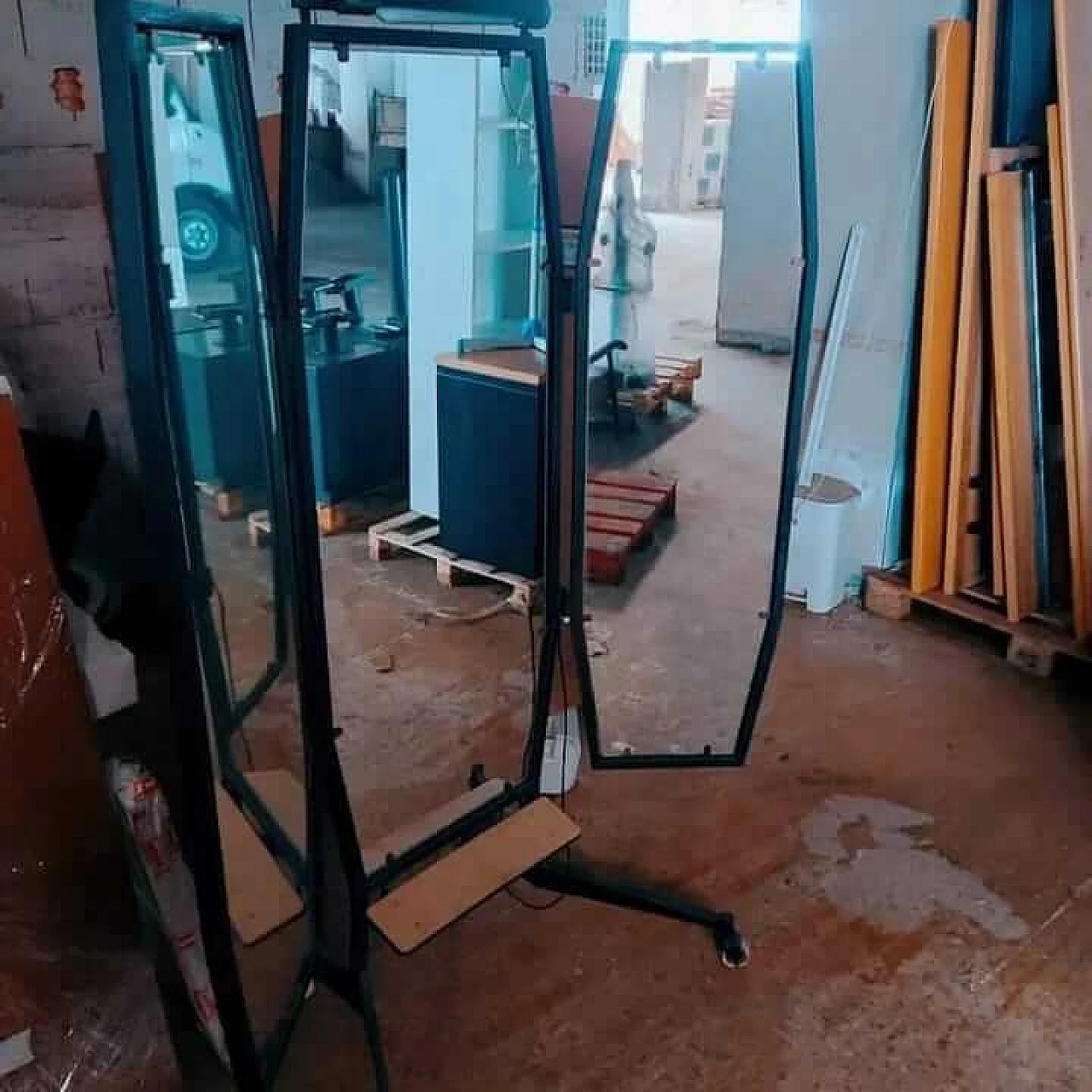 Specchio da sartoria a tre pannelli, anni '60 3