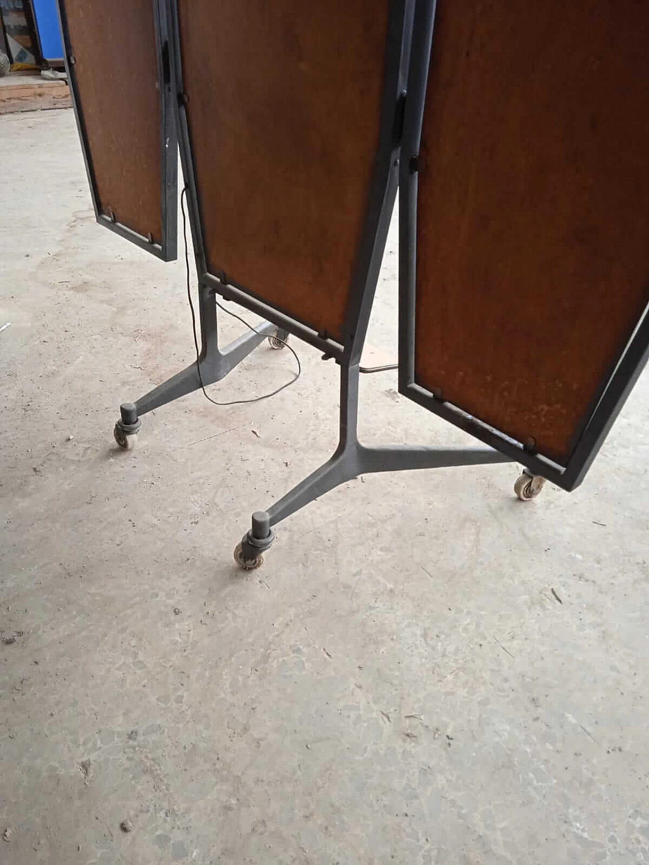 Specchio da sartoria a tre pannelli, anni '60 8