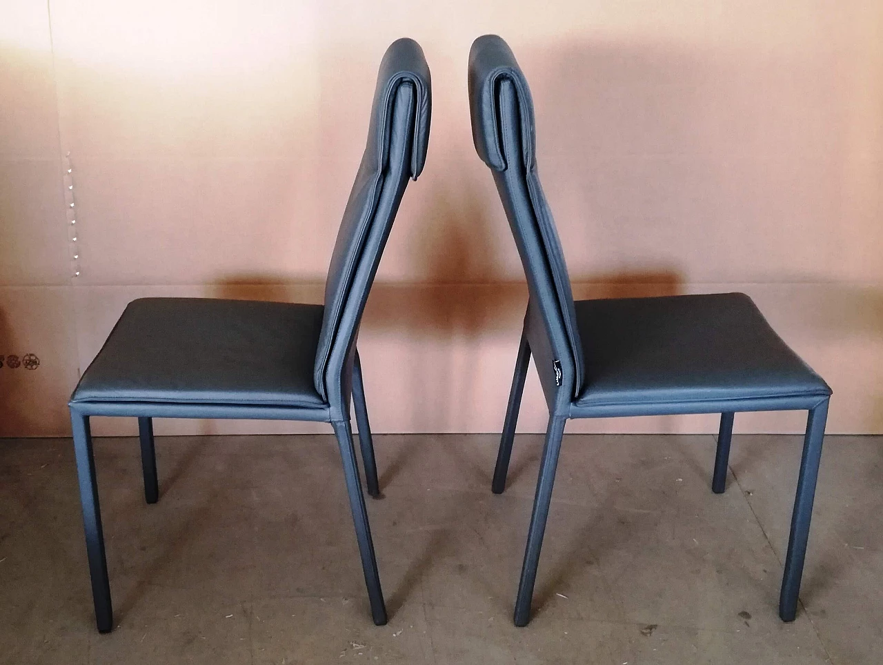 Sedia in cuoio e pelle con struttura in metallo di La Nuova Casa, anni 2000 2